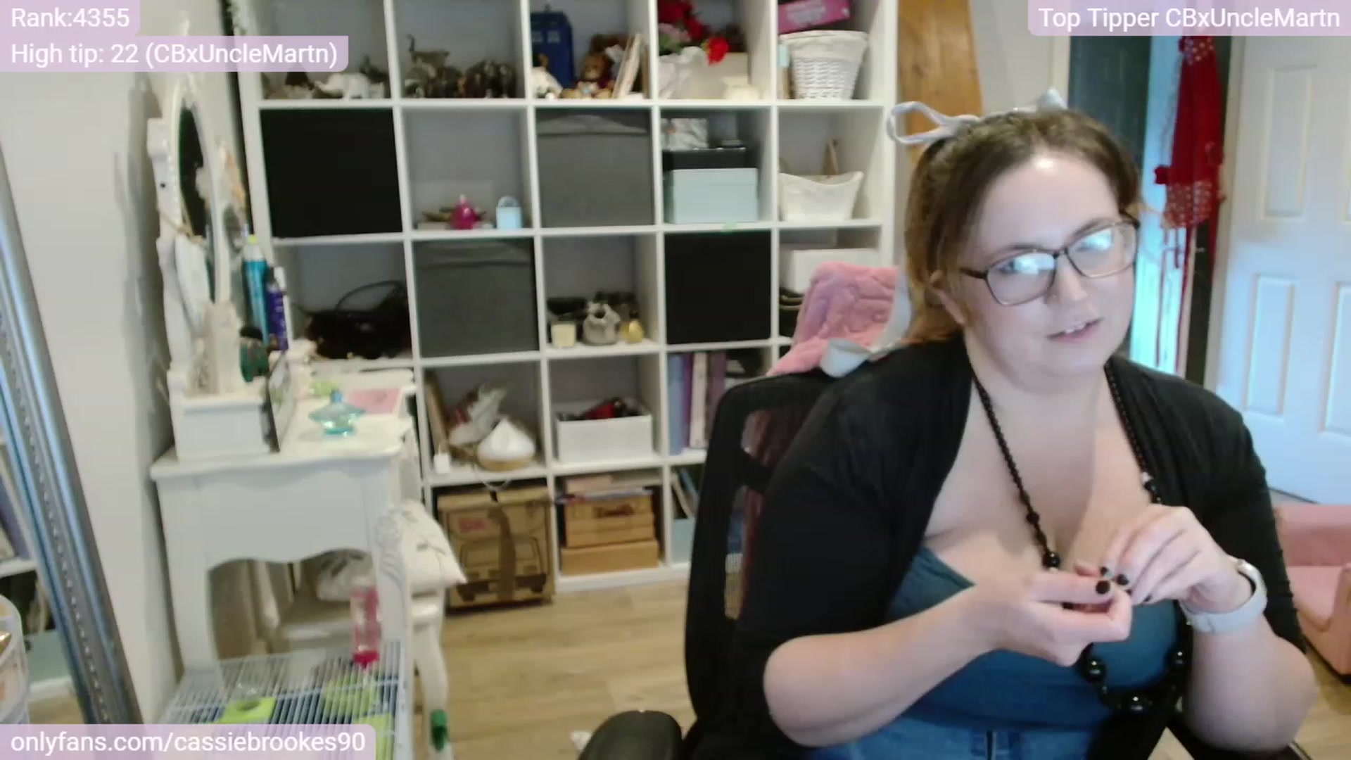 Gallery image thumbnail from CassieBrookes's myfreecams stream on, 11/14/2023, 15:16 image 20 of 20