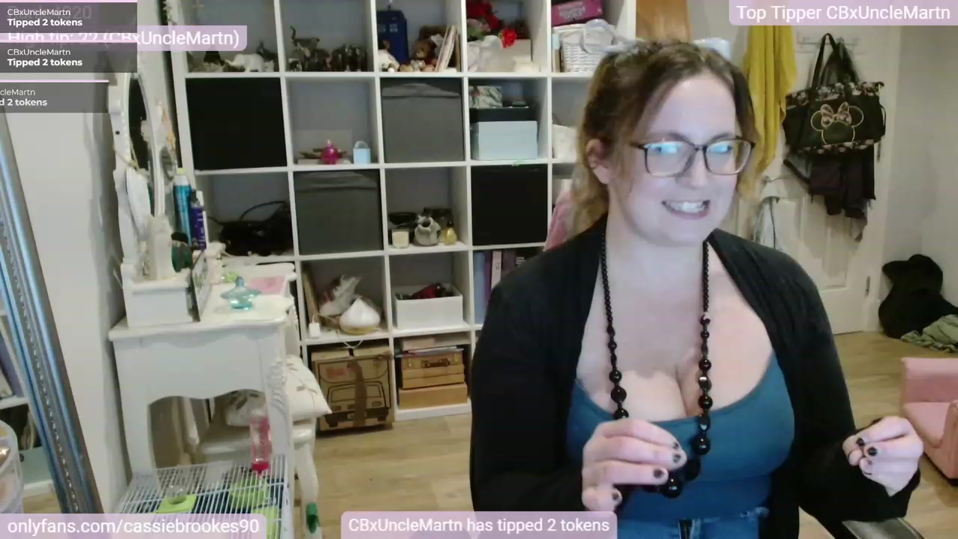 Gallery image thumbnail from CassieBrookes's myfreecams stream on, 11/14/2023, 17:14 image 9 of 20