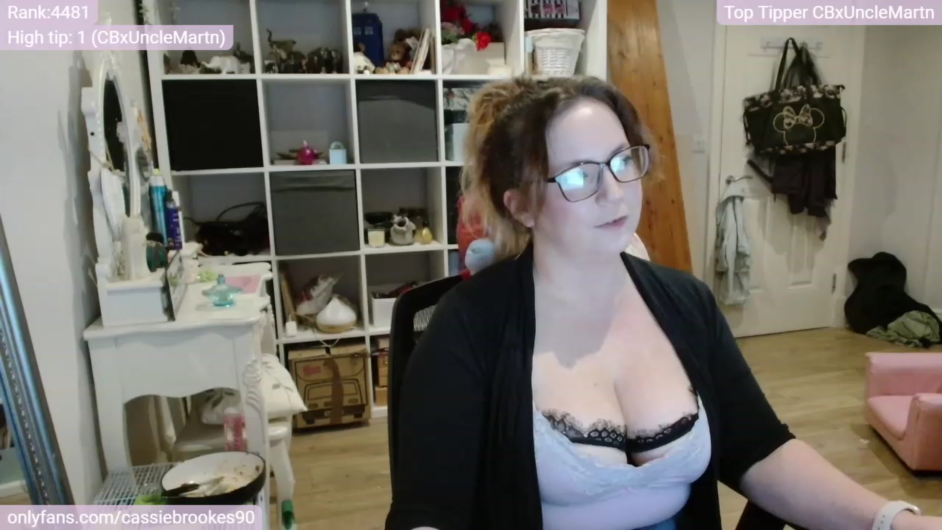 Gallery image thumbnail from CassieBrookes's myfreecams stream on, 11/15/2023, 18:56 image 14 of 20