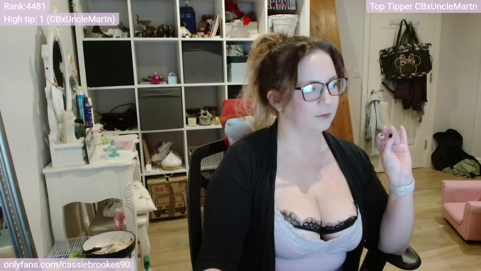 Gallery image thumbnail from CassieBrookes's myfreecams stream on, 11/15/2023, 18:56 image 16 of 20