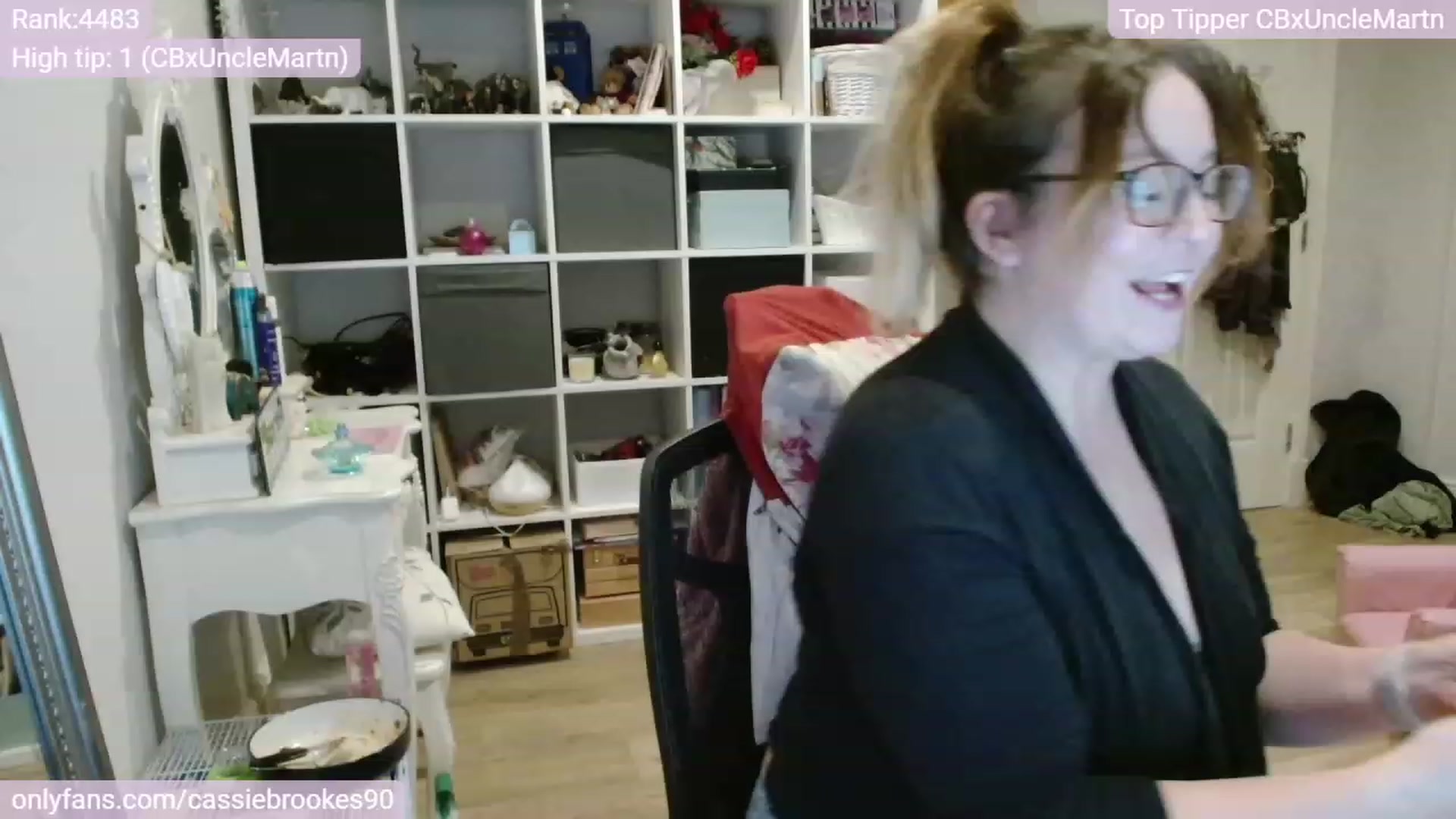 Gallery image thumbnail from CassieBrookes's myfreecams stream on, 11/15/2023, 19:21 image 2 of 20