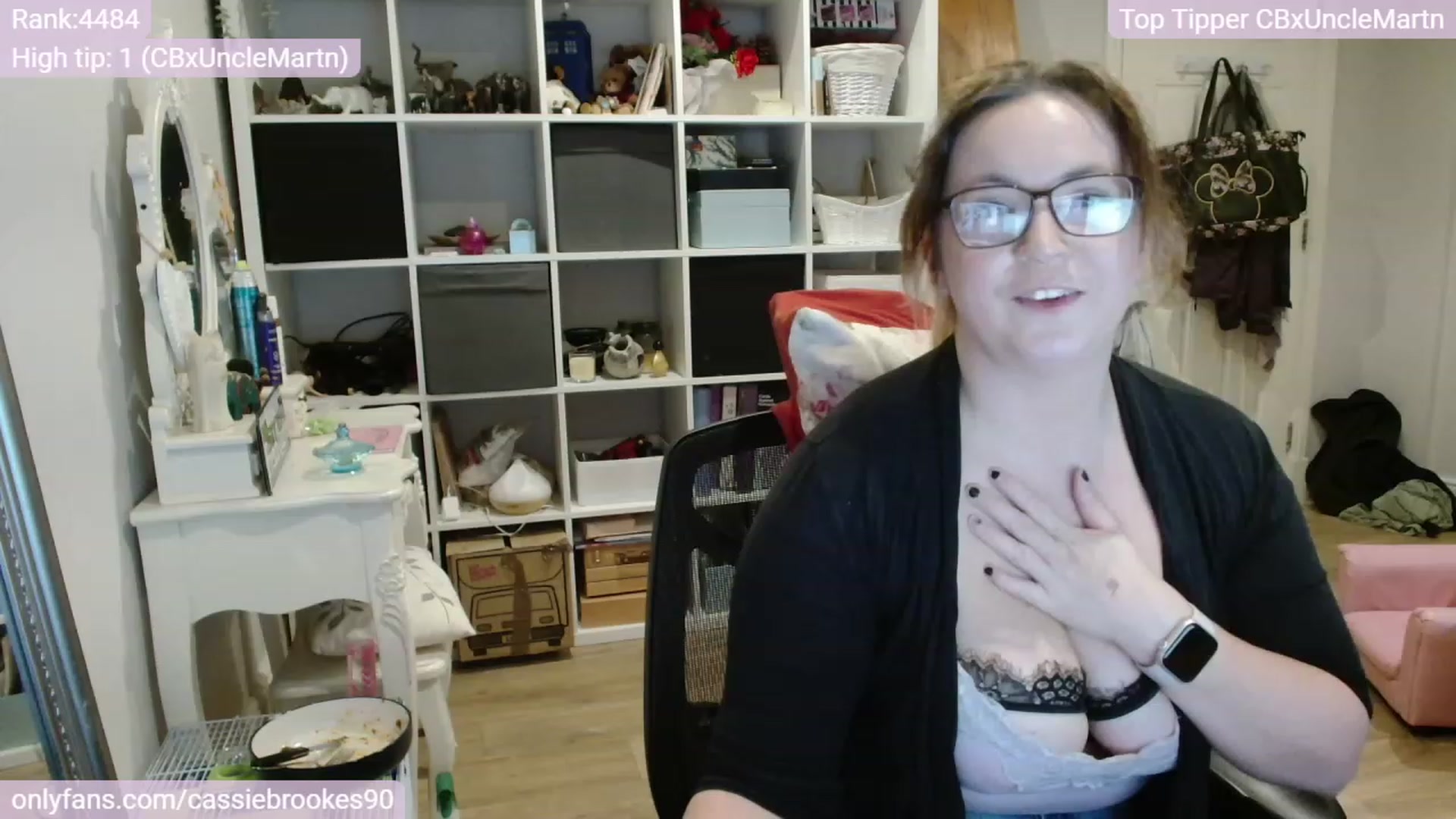 Gallery image thumbnail from CassieBrookes's myfreecams stream on, 11/15/2023, 19:21 image 7 of 20