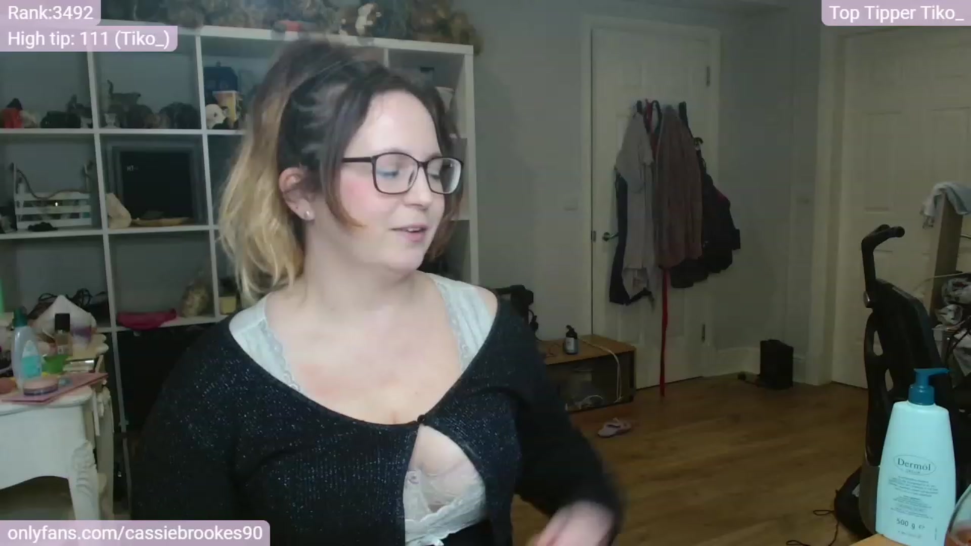 Gallery image thumbnail from CassieBrookes's myfreecams stream on, 02/21/2024, 18:02 image 11 of 20