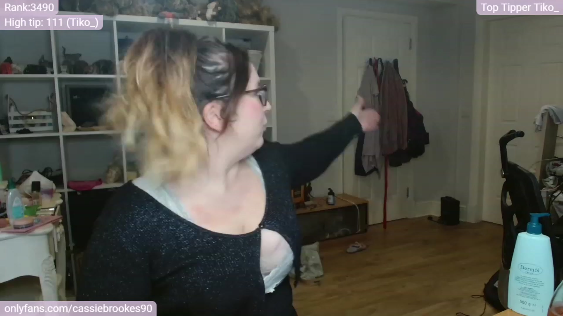 Gallery image thumbnail from CassieBrookes's myfreecams stream on, 02/21/2024, 18:02 image 19 of 20