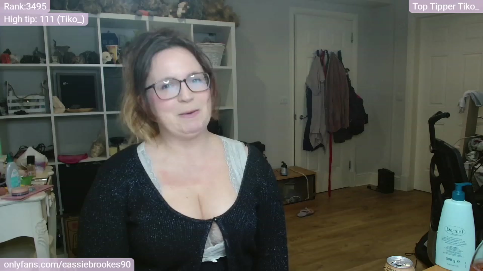 Gallery image thumbnail from CassieBrookes's myfreecams stream on, 02/21/2024, 18:02 image 4 of 20
