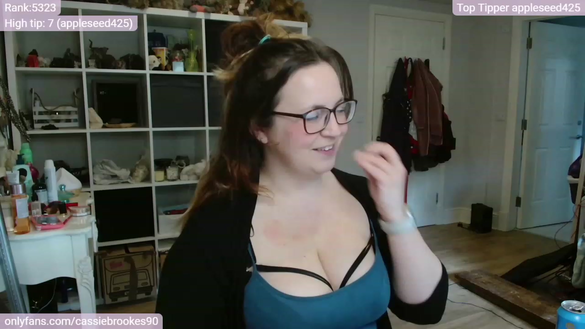 Gallery image thumbnail from CassieBrookes's myfreecams stream on, 03/02/2024, 16:04 image 12 of 20