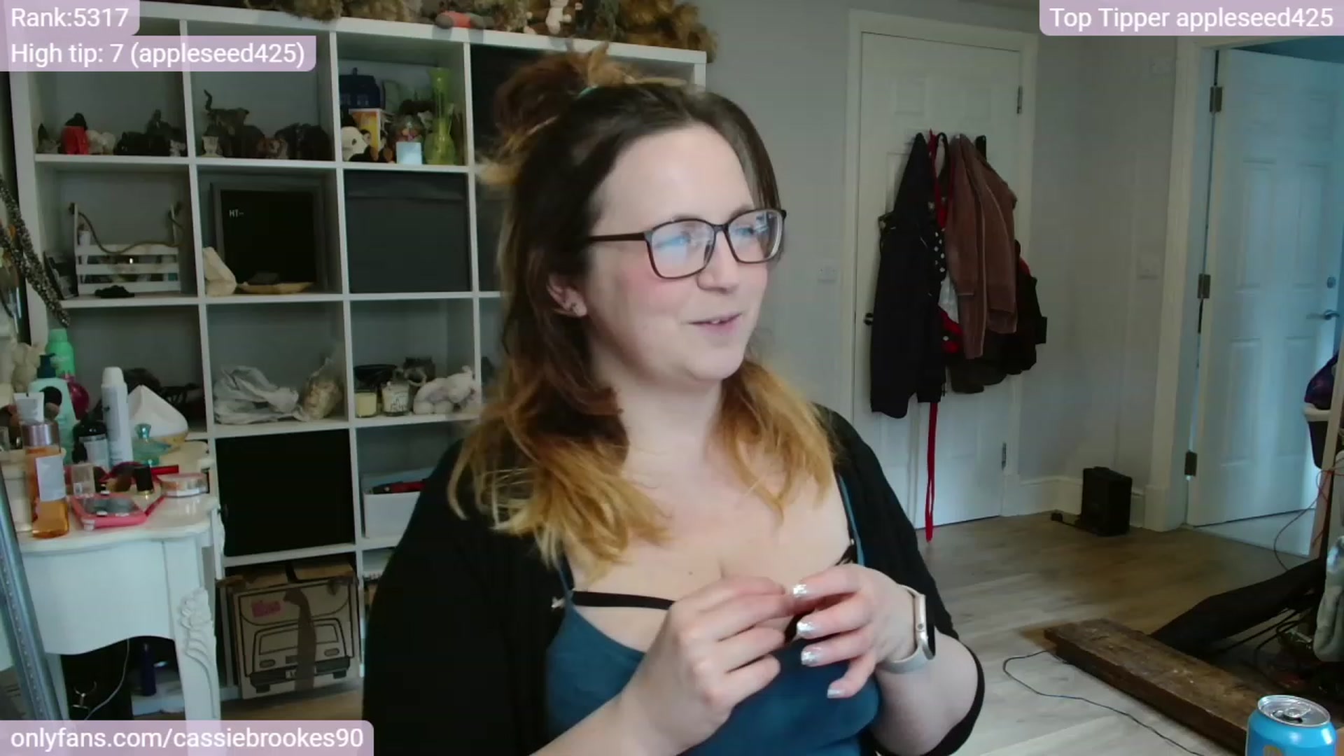 Gallery image thumbnail from CassieBrookes's myfreecams stream on, 03/02/2024, 16:04 image 10 of 20
