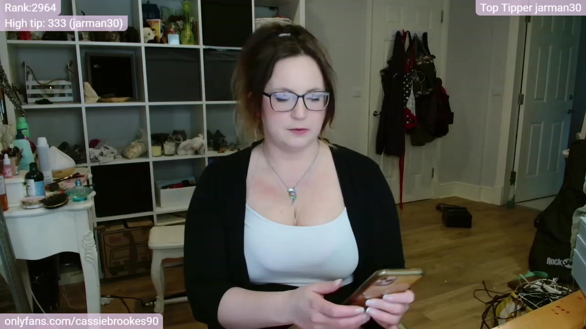 Gallery image thumbnail from CassieBrookes's myfreecams stream on, 03/14/2024, 16:39 image 14 of 20