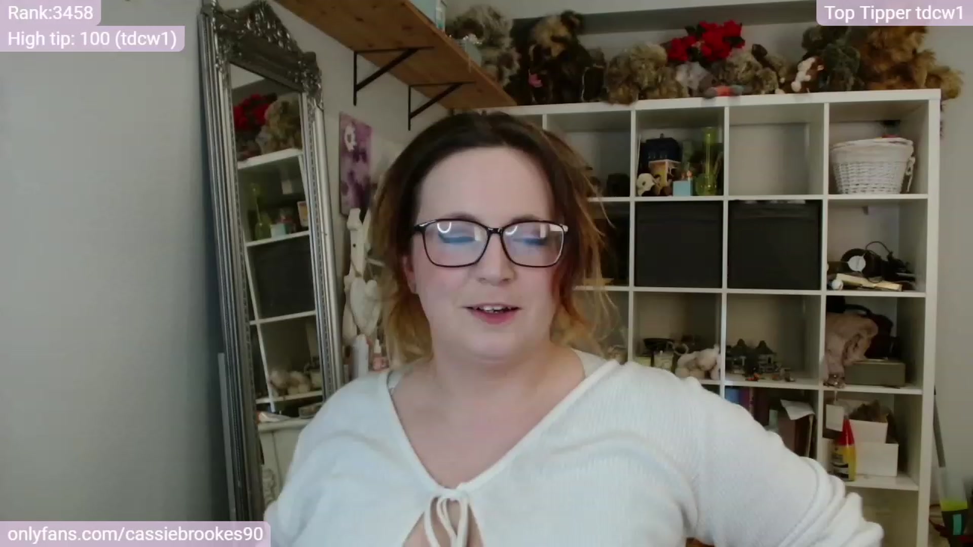 Gallery image thumbnail from CassieBrookes's myfreecams stream on, 03/19/2024, 16:28 image 16 of 20