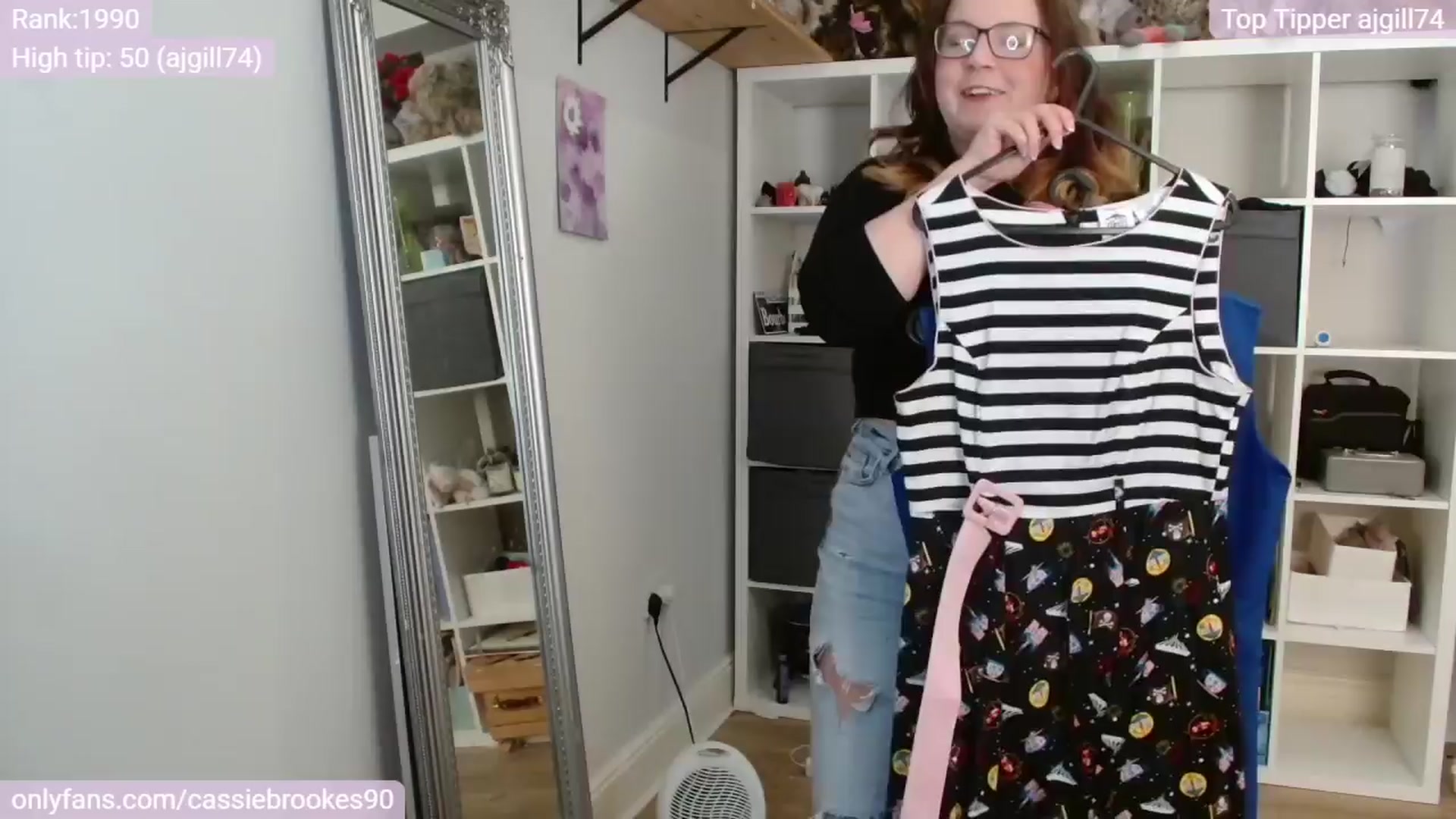 Gallery image thumbnail from CassieBrookes's myfreecams stream on, 03/23/2024, 15:59 image 12 of 20