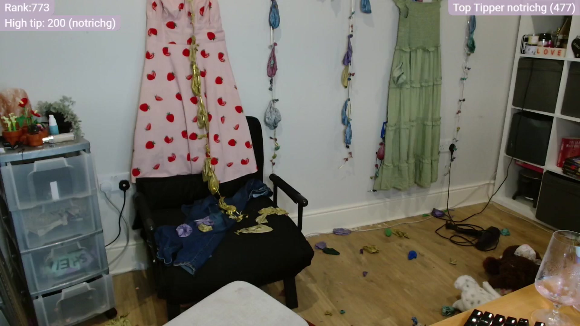 Gallery image thumbnail from CassieBrookes's myfreecams stream on, 09/03/2025, 19:11 image 20 of 20
