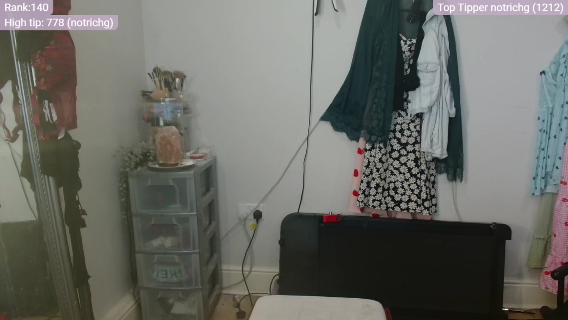 Gallery image thumbnail from CassieBrookes's myfreecams stream on, 05/01/2026, 16:41 image 16 of 20