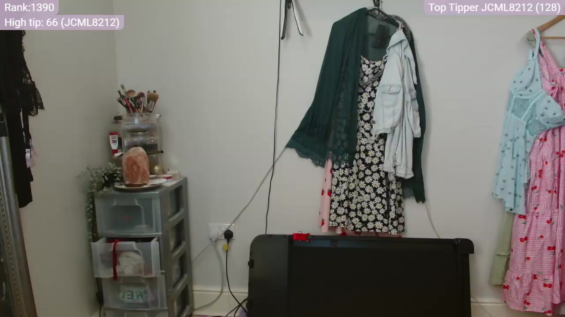 Gallery image thumbnail from CassieBrookes's myfreecams stream on, 05/08/2026, 14:36 image 16 of 20