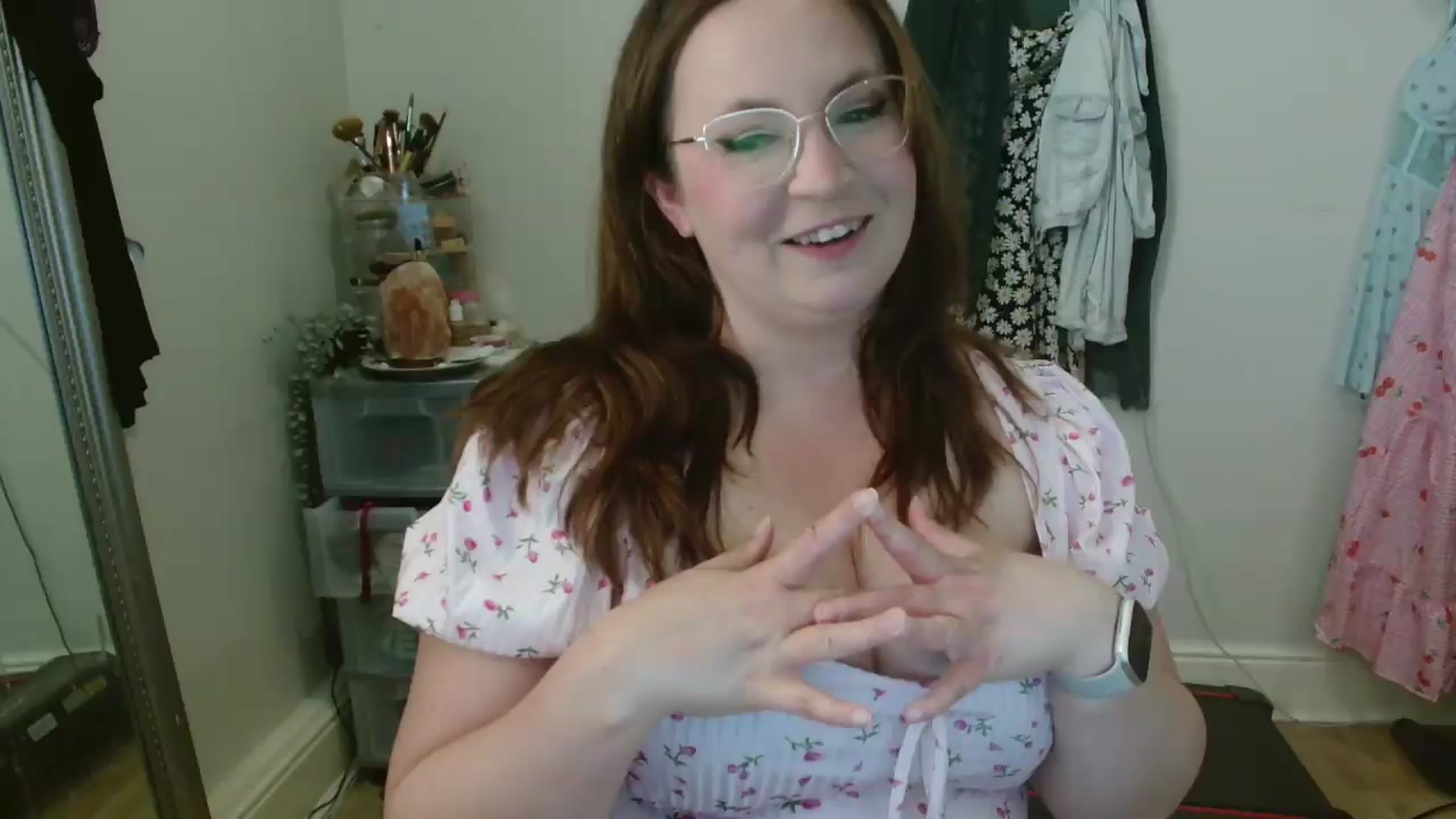 Gallery image thumbnail from CassieBrookes's myfreecams stream on, 05/15/2026, 17:05 image 8 of 20