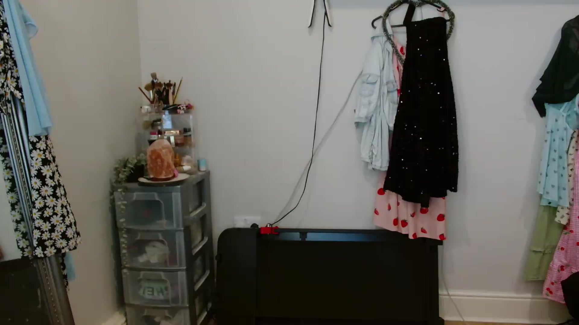 Gallery image thumbnail from CassieBrookes's myfreecams stream on, 06/04/2026, 13:39 image 20 of 20