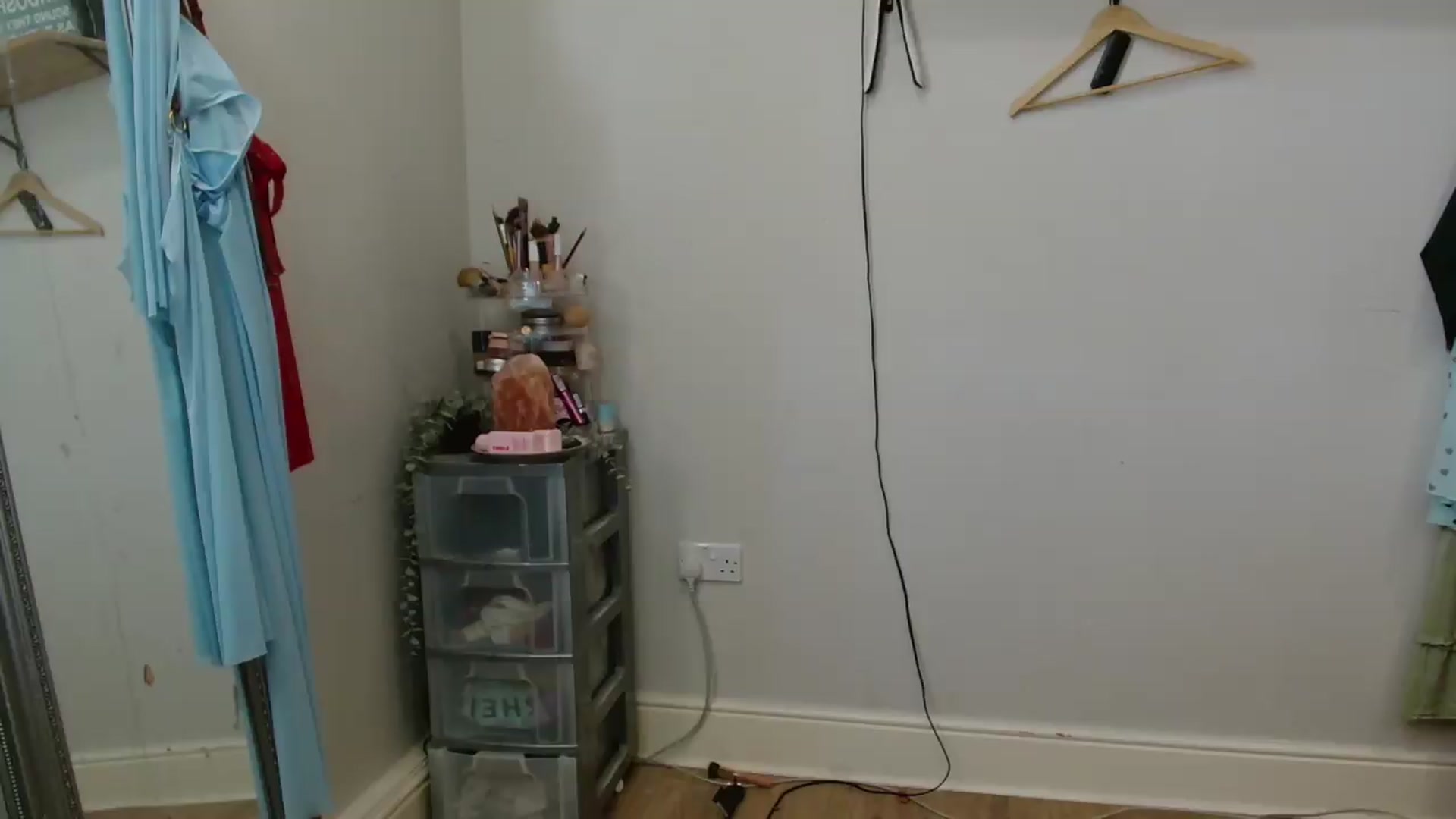 Gallery image thumbnail from CassieBrookes's myfreecams stream on, 06/26/2026, 18:48 image 1 of 20
