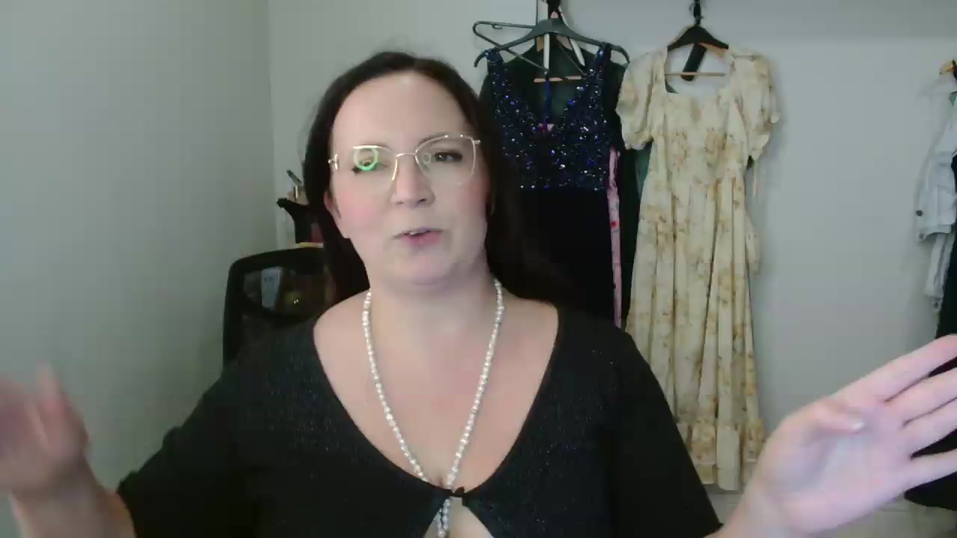 Gallery image thumbnail from CassieBrookes's myfreecams stream on, 08/30/2026, 14:34 image 9 of 20