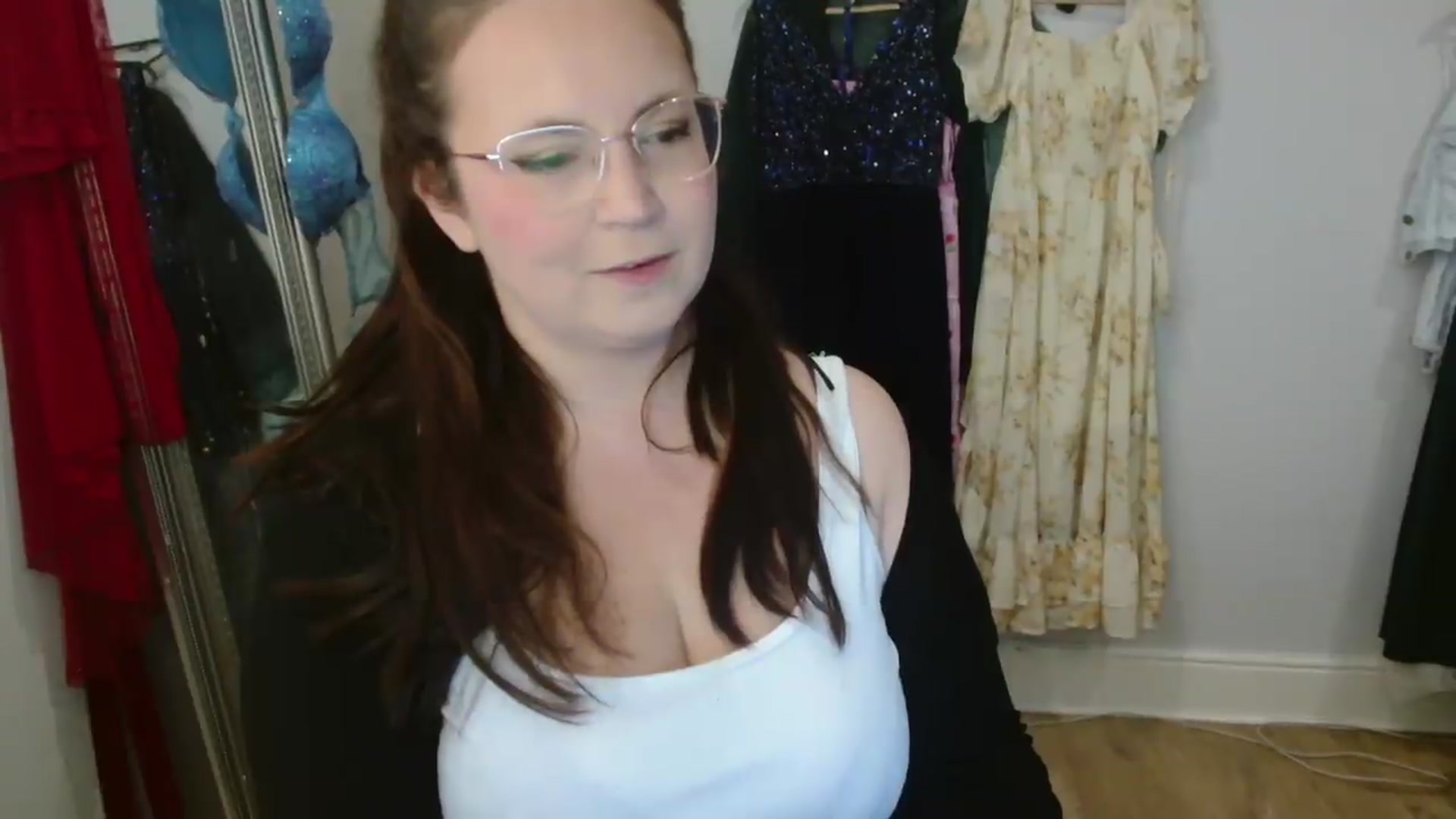 Gallery image thumbnail from CassieBrookes's myfreecams stream on, 09/07/2026, 11:52 image 17 of 20