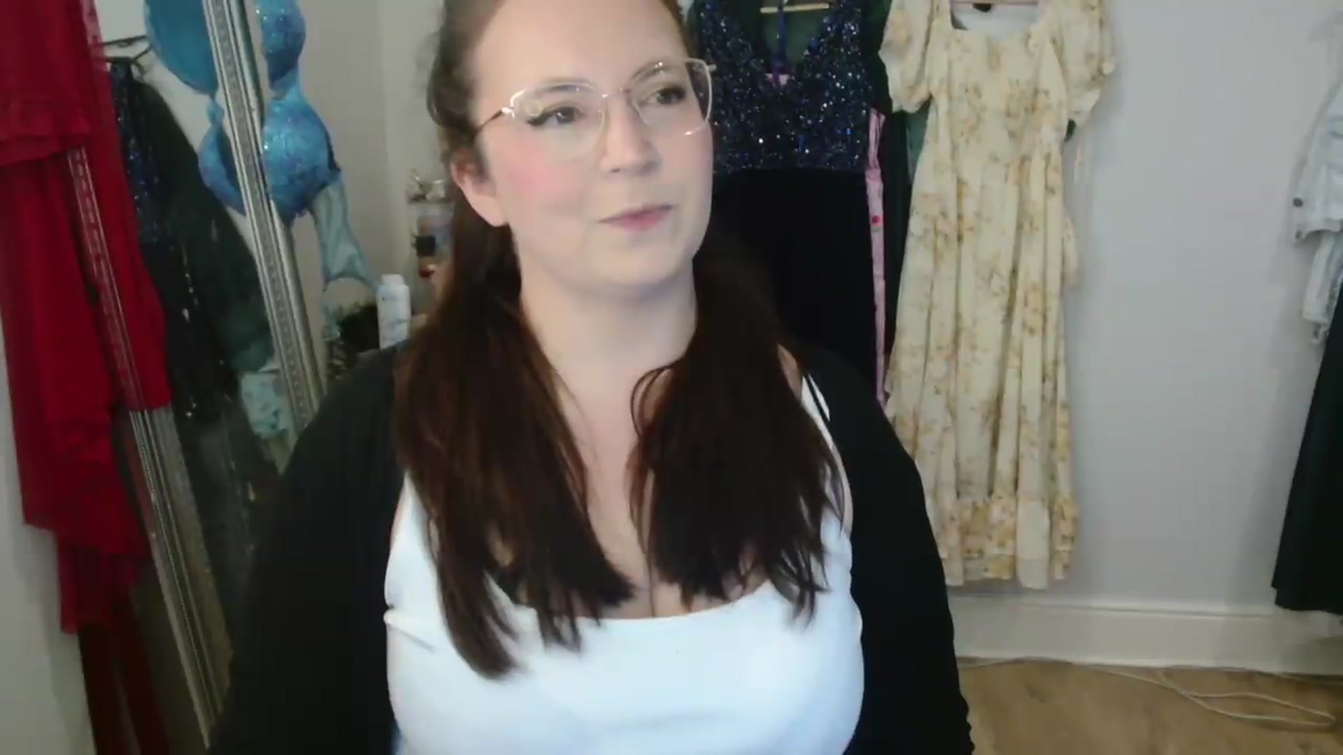 Gallery image thumbnail from CassieBrookes's myfreecams stream on, 09/07/2026, 11:52 image 15 of 20