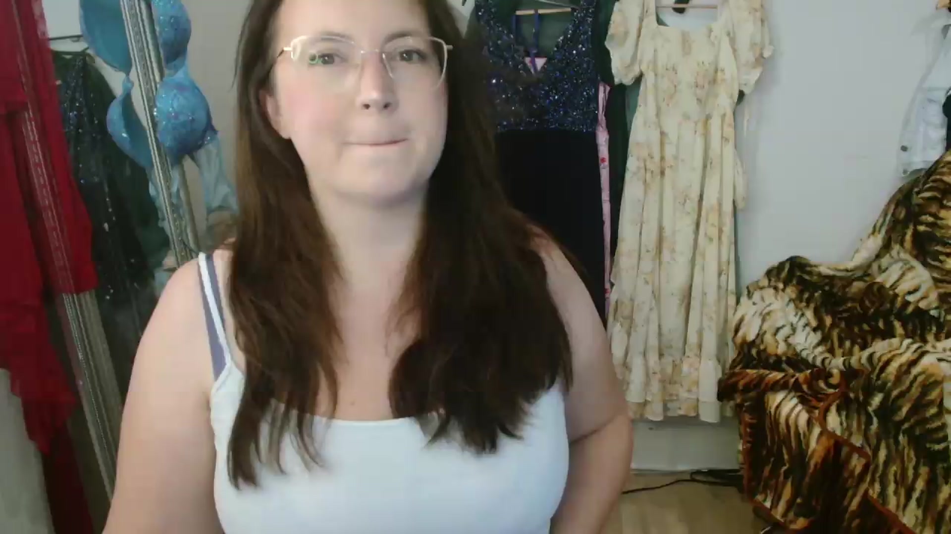 Gallery image thumbnail from CassieBrookes's myfreecams stream on, 09/09/2026, 13:00 image 5 of 20