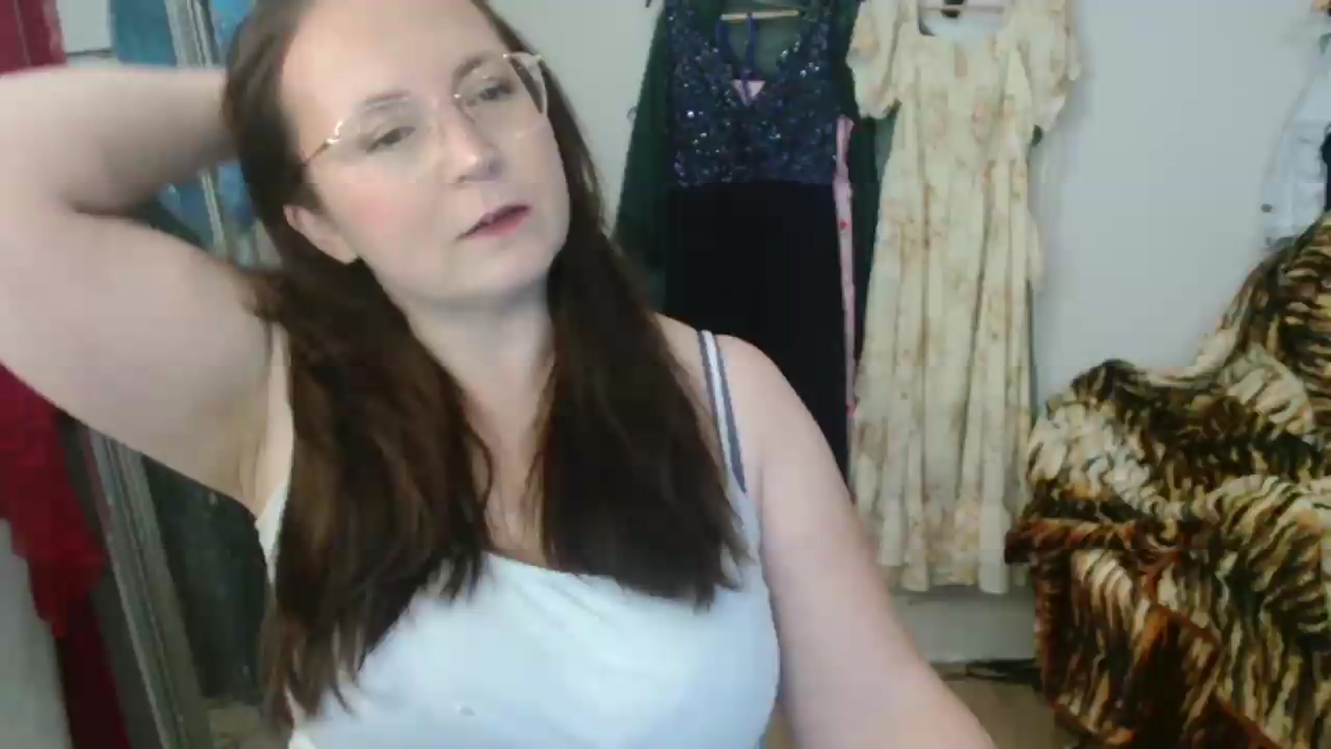 Gallery image thumbnail from CassieBrookes's myfreecams stream on, 09/09/2026, 13:00 image 13 of 20