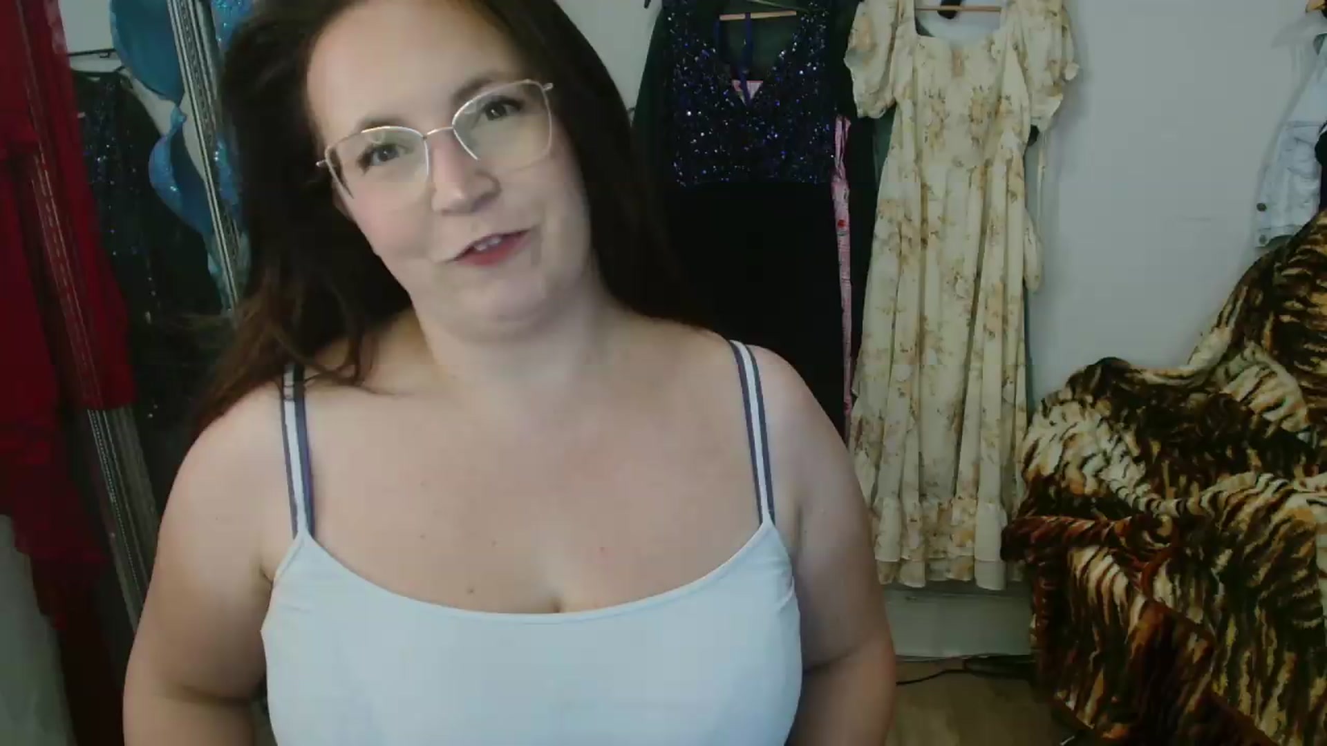 Gallery image thumbnail from CassieBrookes's myfreecams stream on, 09/09/2026, 13:00 image 15 of 20