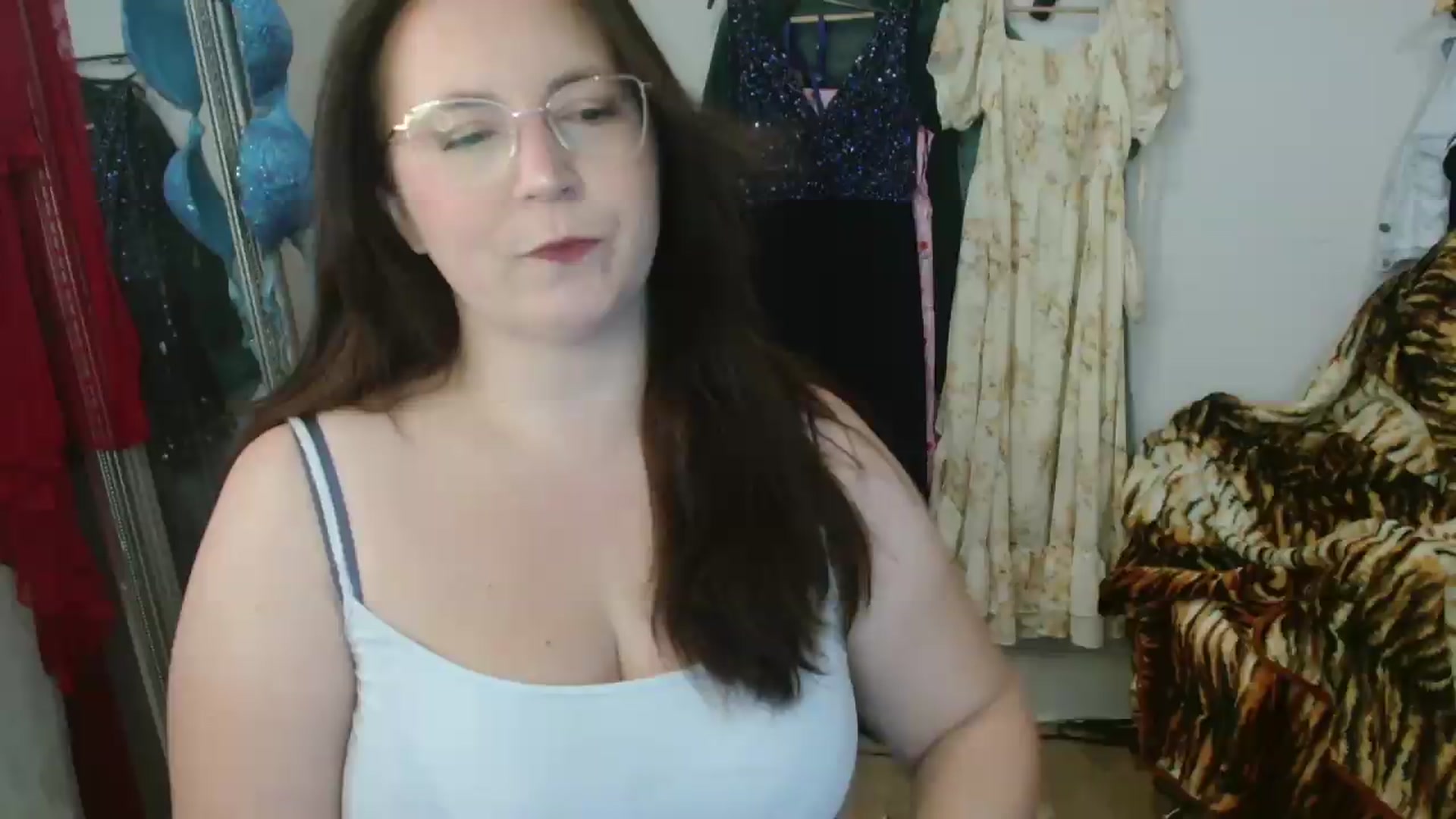 Gallery image thumbnail from CassieBrookes's myfreecams stream on, 09/09/2026, 13:00 image 6 of 20