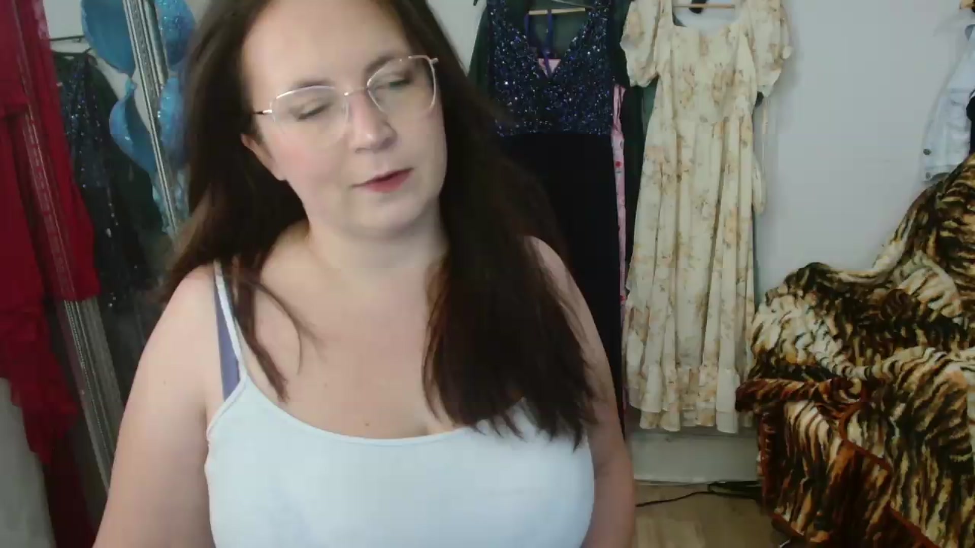 Gallery image thumbnail from CassieBrookes's myfreecams stream on, 09/09/2026, 13:00 image 14 of 20