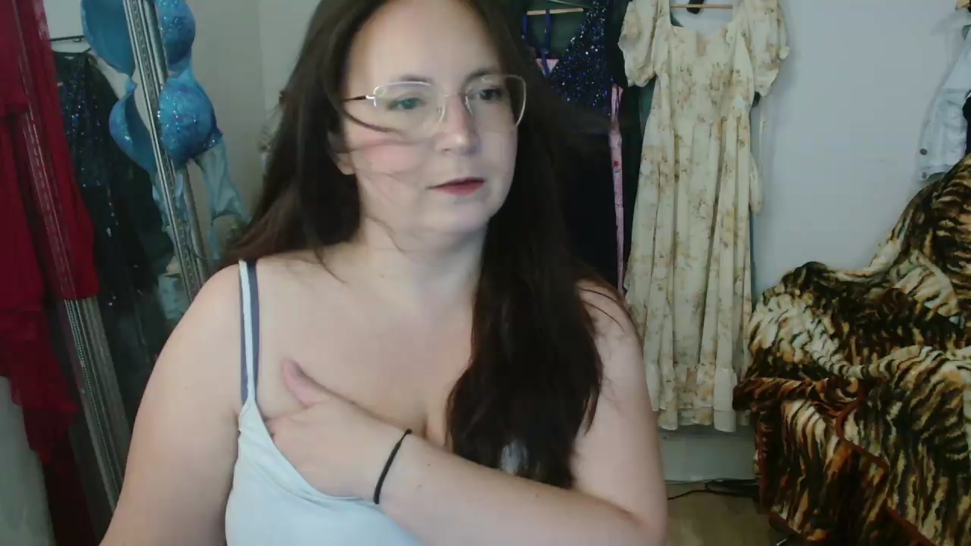 Gallery image thumbnail from CassieBrookes's myfreecams stream on, 09/09/2026, 13:00 image 7 of 20