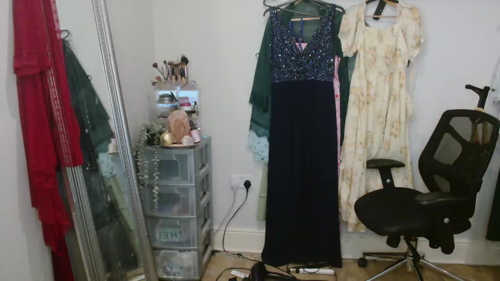 Gallery image thumbnail from CassieBrookes's myfreecams stream on, 09/11/2026, 10:48 image 1 of 20