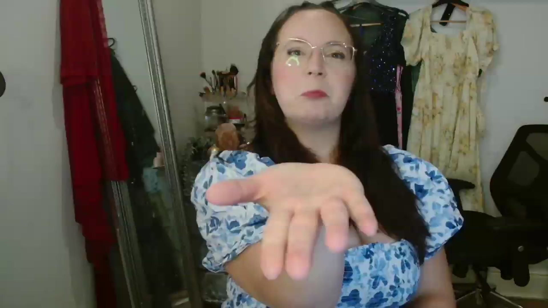 Gallery image thumbnail from CassieBrookes's myfreecams stream on, 09/11/2026, 12:02 image 10 of 20