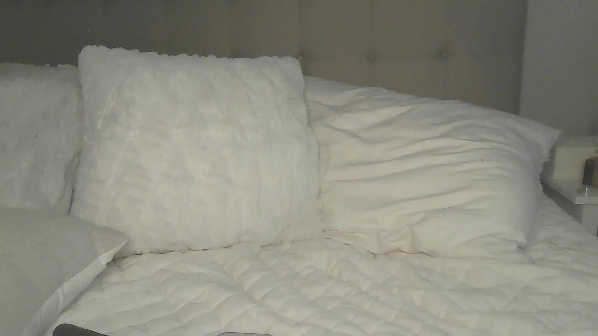 Gallery image thumbnail from CassieCarson's myfreecams stream on, 01/10/2023, 16:46 image 15 of 20
