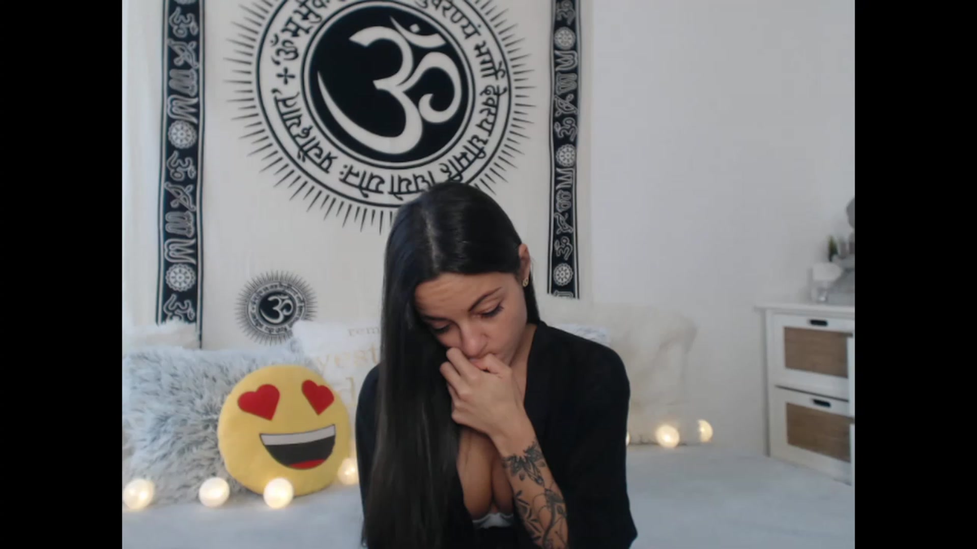 Gallery image thumbnail from CassieHot's myfreecams stream on, 11/18/2022, 12:59 image 6 of 20