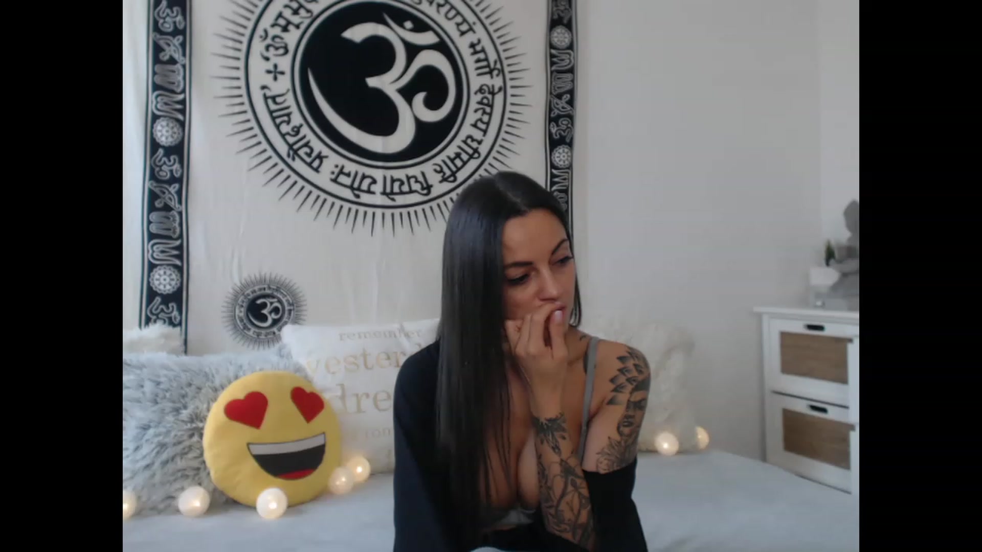 Gallery image thumbnail from CassieHot's myfreecams stream on, 11/24/2022, 12:51 image 11 of 20