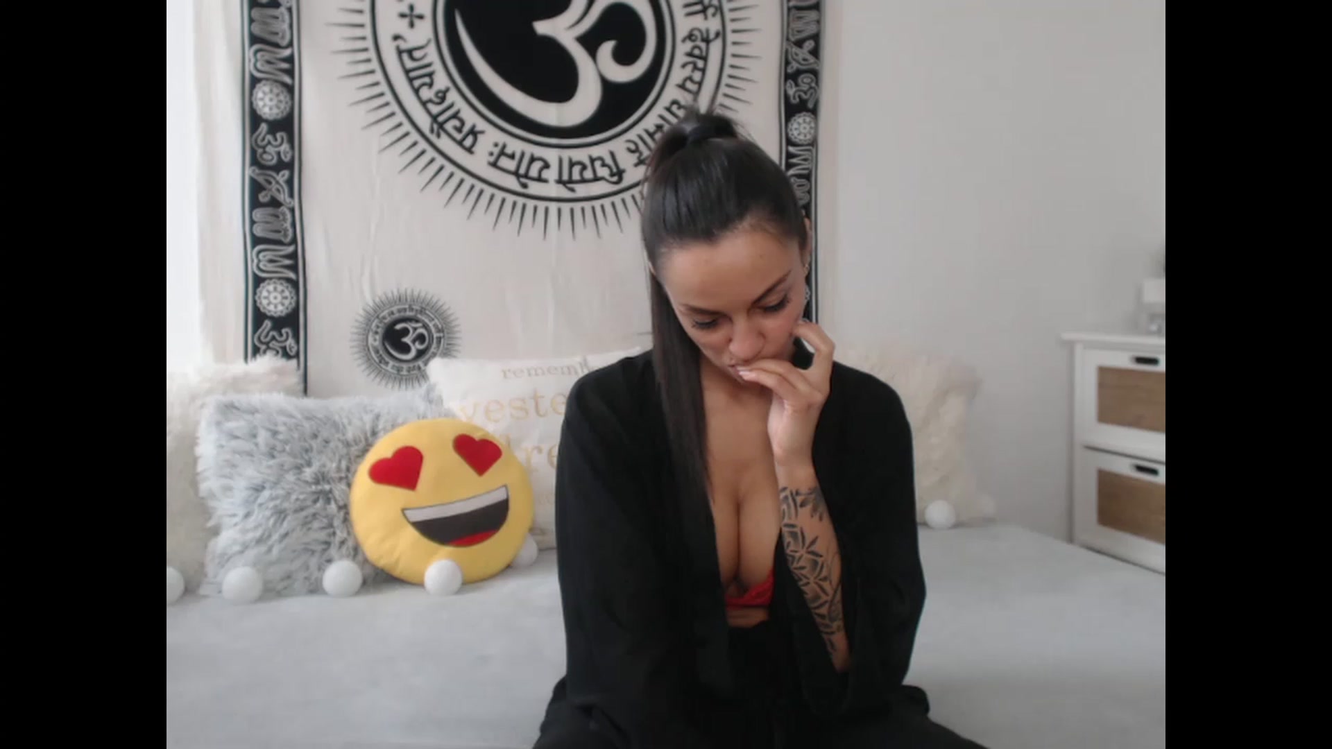 Gallery image thumbnail from CassieHot's myfreecams stream on, 11/29/2022, 11:37 image 8 of 20