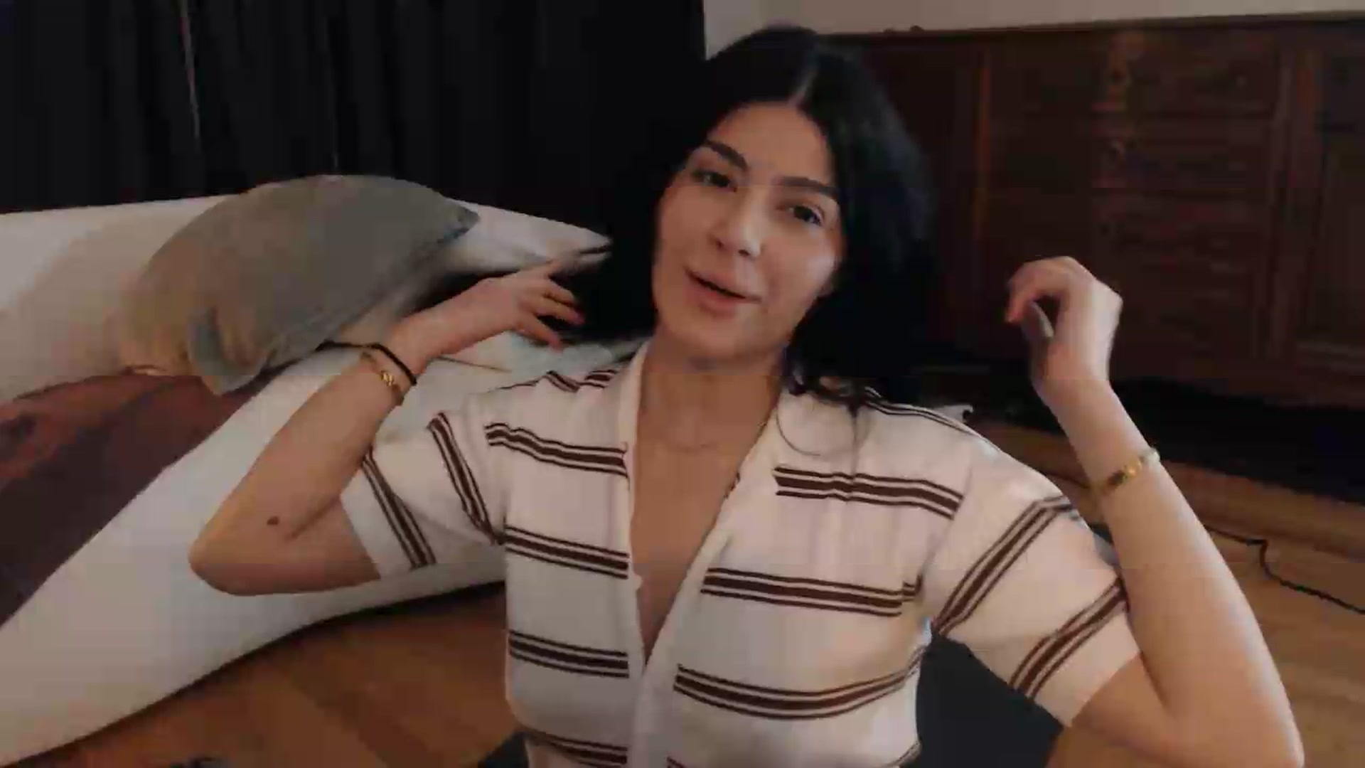 Gallery image thumbnail from Cassie_'s myfreecams stream on, 07/20/2026, 08:56 image 15 of 20
