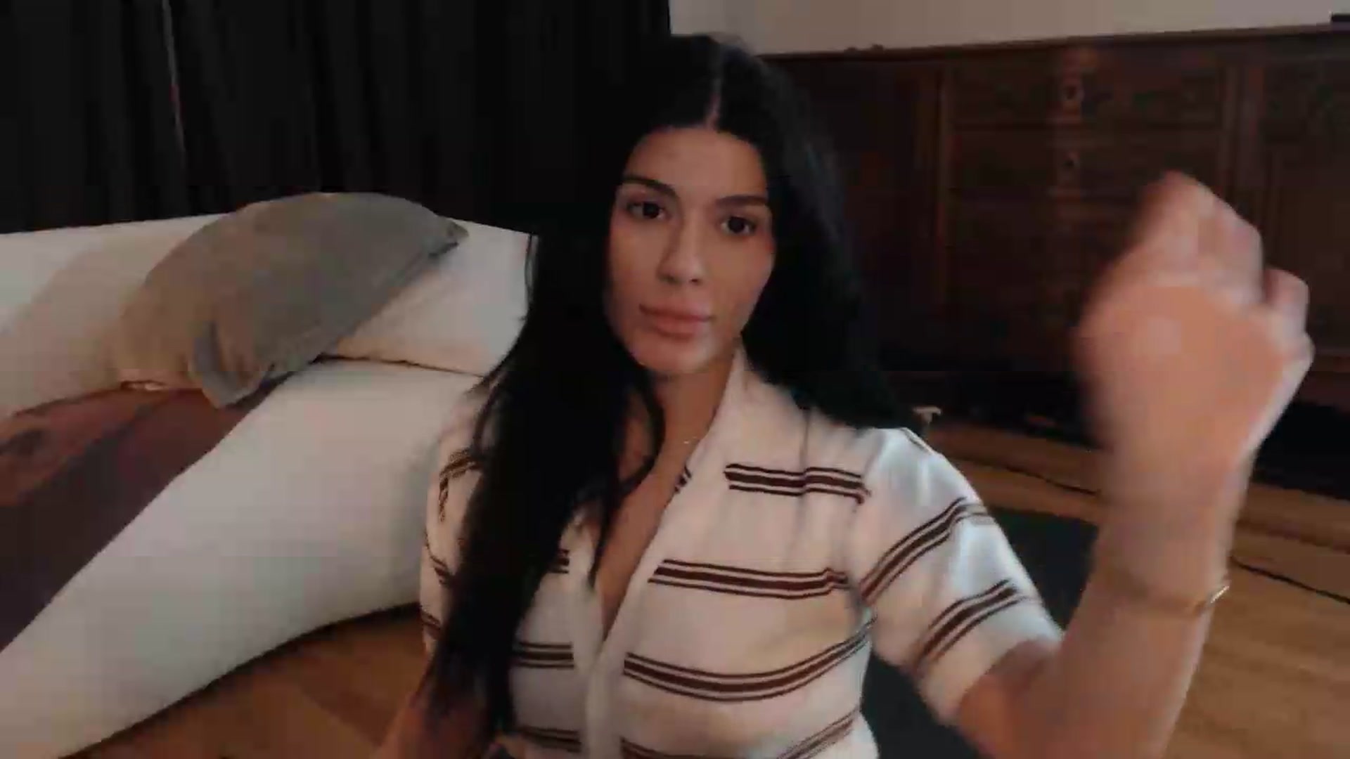 Gallery image thumbnail from Cassie_'s myfreecams stream on, 07/20/2026, 08:56 image 8 of 20