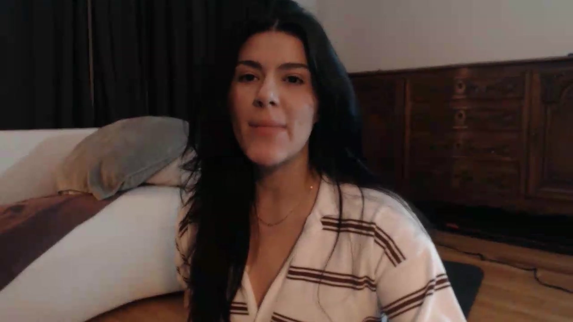 Gallery image thumbnail from Cassie_'s myfreecams stream on, 07/20/2026, 08:56 image 3 of 20