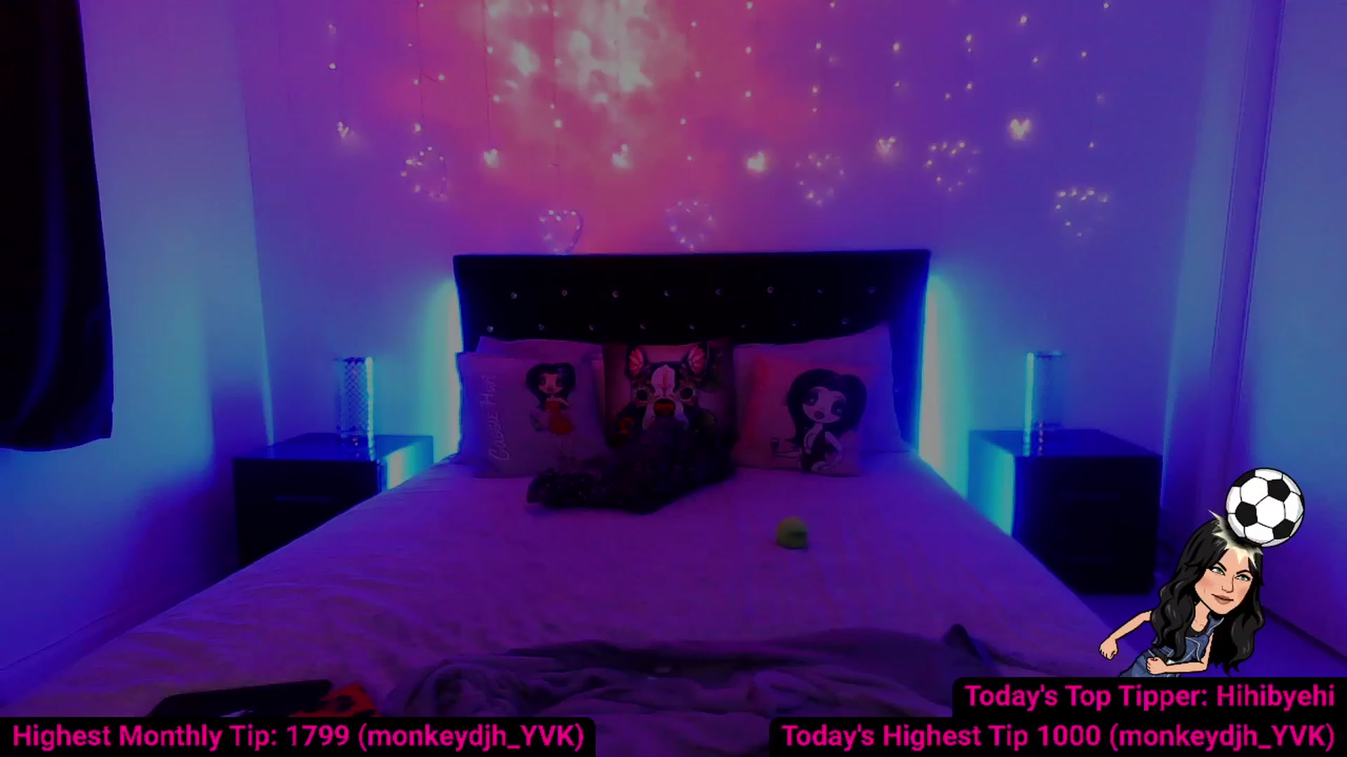 Gallery image thumbnail from Cassie_Hart's myfreecams stream on, 11/25/2022, 17:31 image 15 of 20