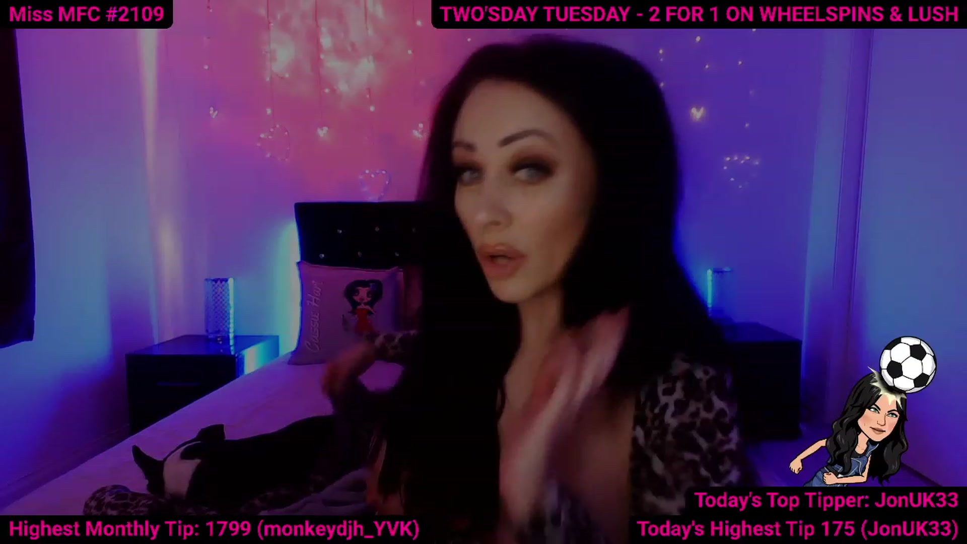 Gallery image thumbnail from Cassie_Hart's myfreecams stream on, 11/29/2022, 13:44 image 15 of 20