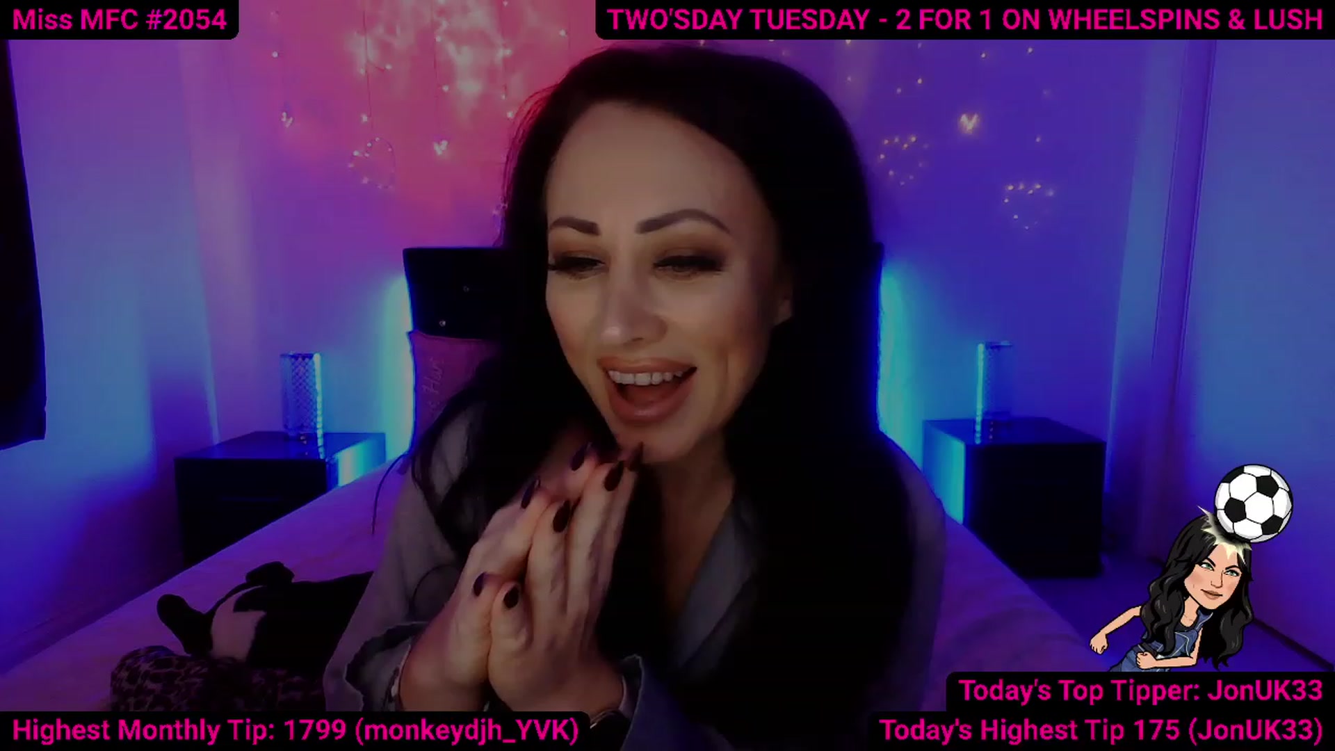 Gallery image thumbnail from Cassie_Hart's myfreecams stream on, 11/29/2022, 16:58 image 3 of 20