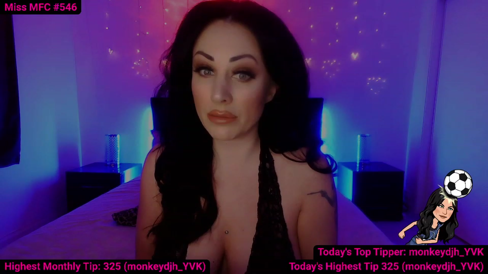 Gallery image thumbnail from Cassie_Hart's myfreecams stream on, 12/01/2022, 14:28 image 8 of 20