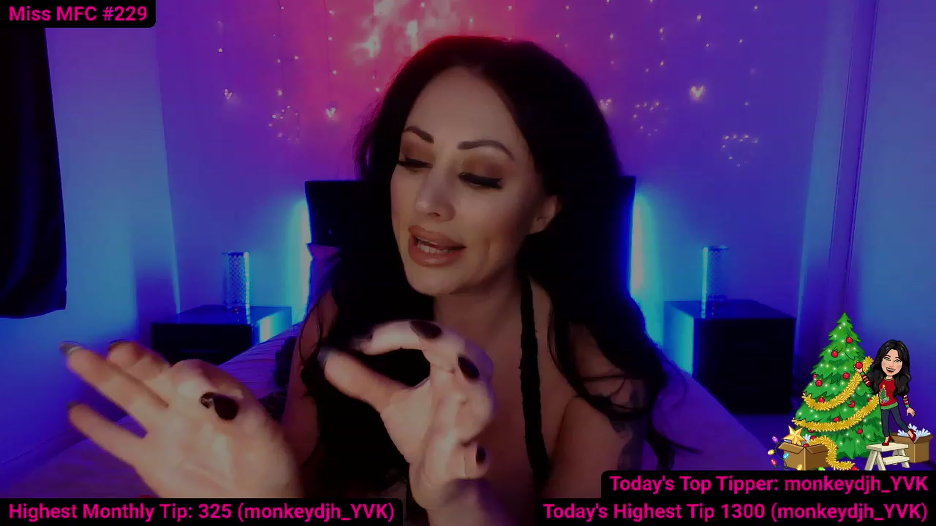 Gallery image thumbnail from Cassie_Hart's myfreecams stream on, 12/01/2022, 17:55 image 14 of 20