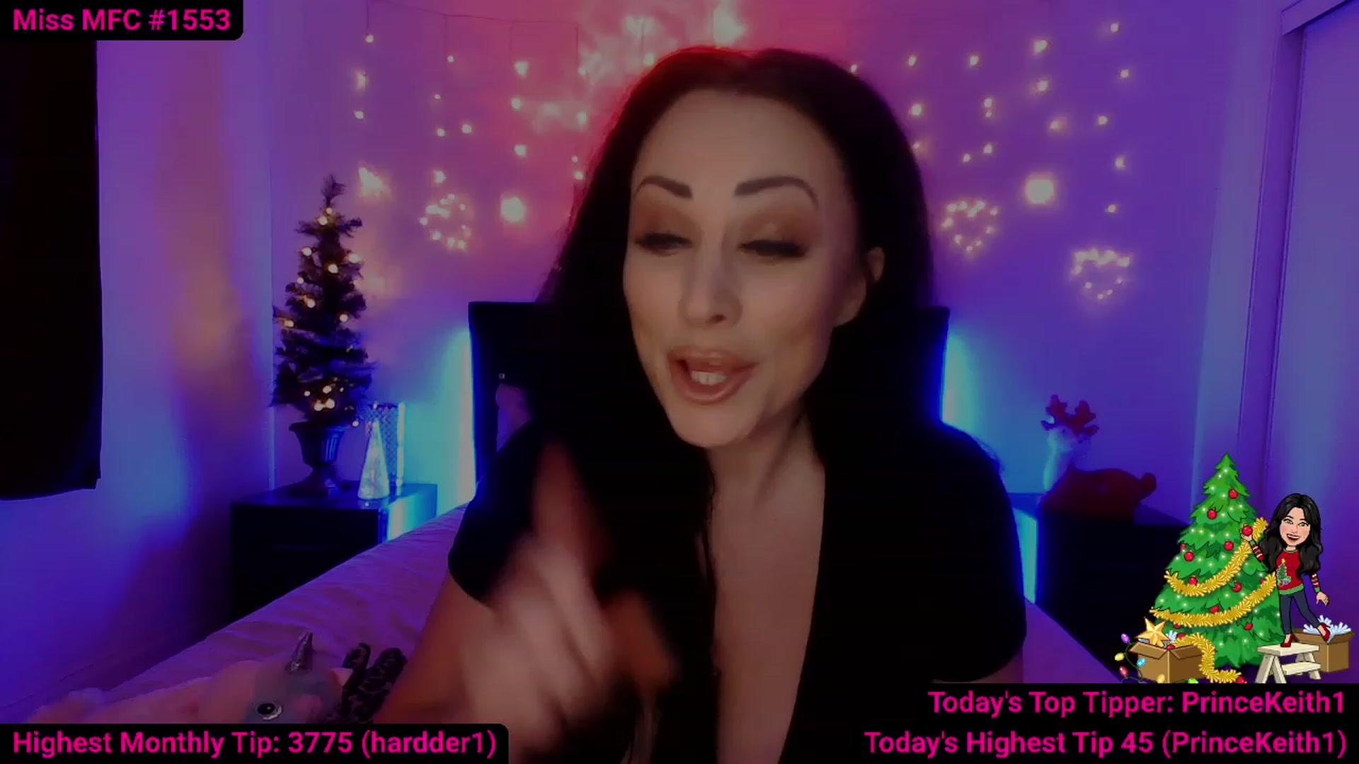 Gallery image thumbnail from Cassie_Hart's myfreecams stream on, 12/12/2022, 15:40 image 13 of 20