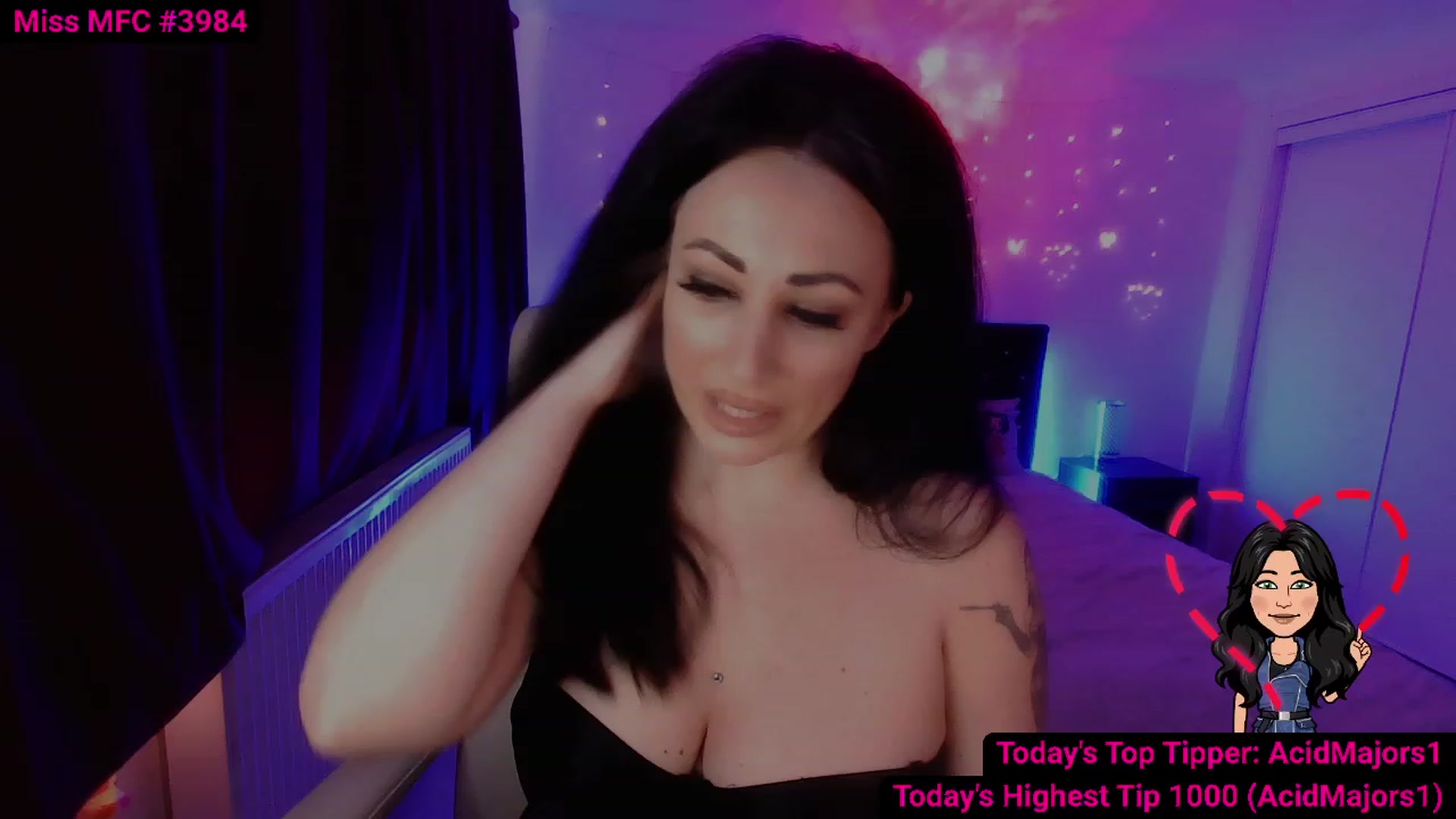 Gallery image thumbnail from Cassie_Hart's myfreecams stream on, 01/16/2023, 15:19 image 2 of 20