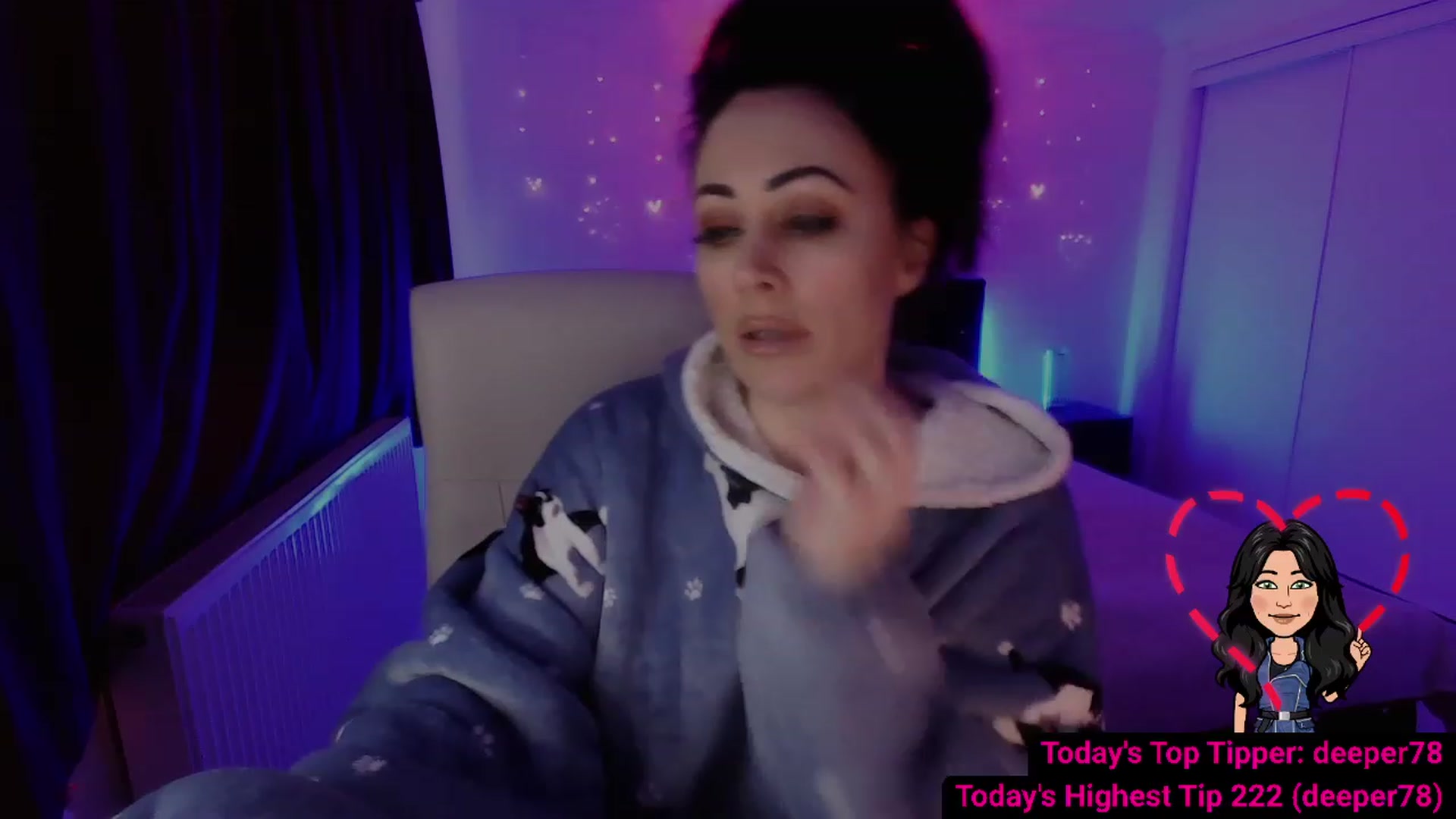 Gallery image thumbnail from Cassie_Hart's myfreecams stream on, 01/27/2023, 15:36 image 14 of 20