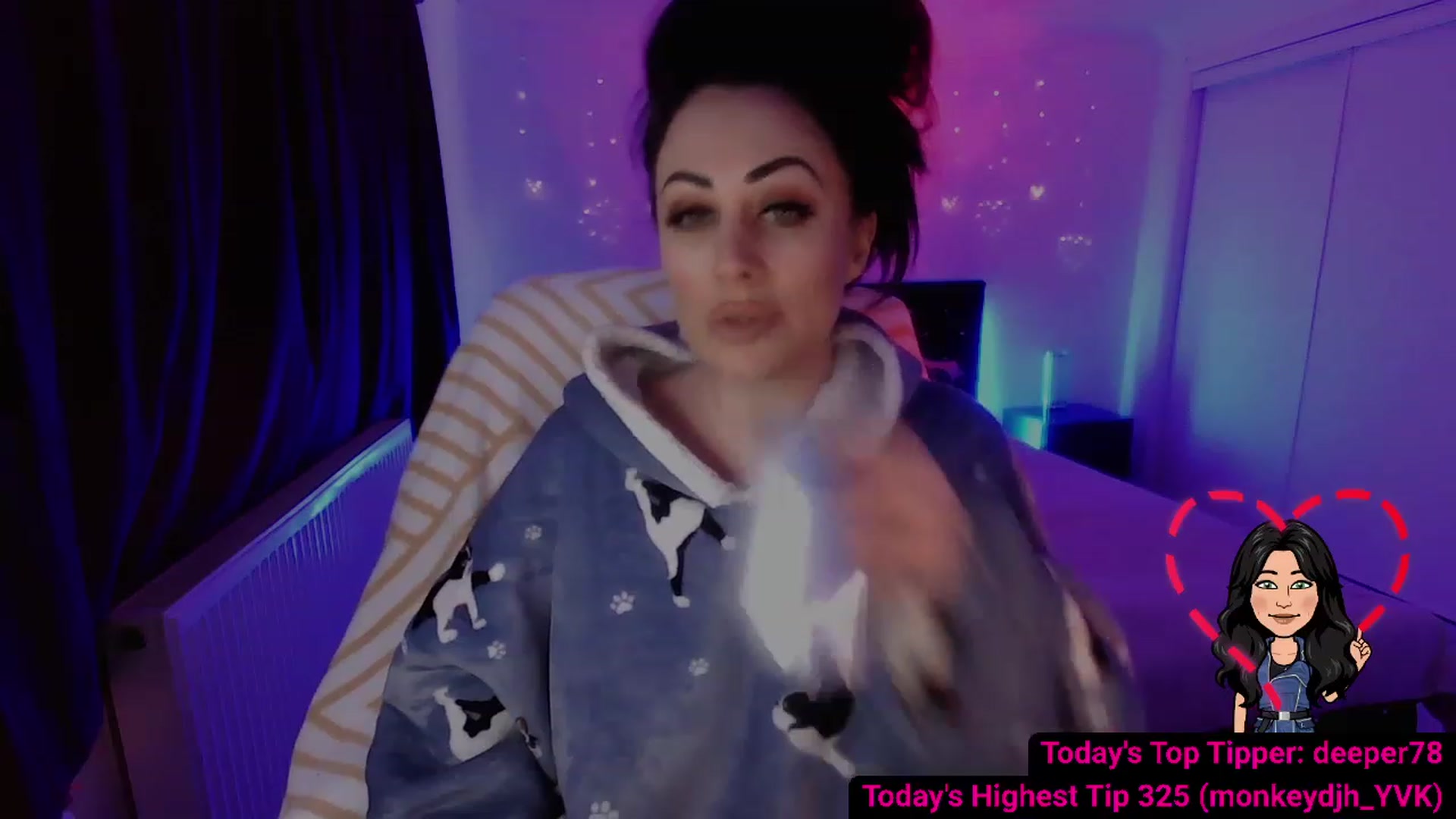 Gallery image thumbnail from Cassie_Hart's myfreecams stream on, 01/27/2023, 15:36 image 20 of 20
