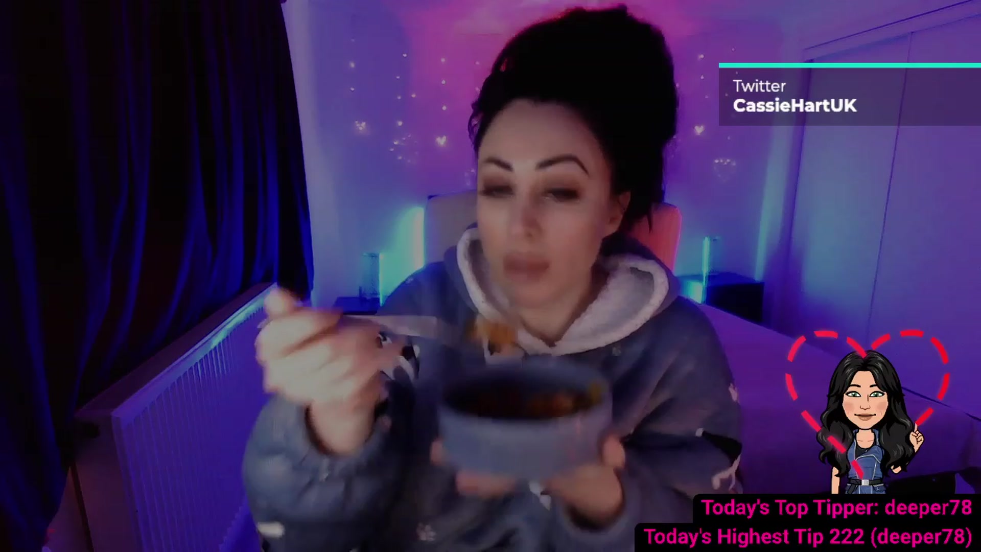 Gallery image thumbnail from Cassie_Hart's myfreecams stream on, 01/27/2023, 15:36 image 10 of 20