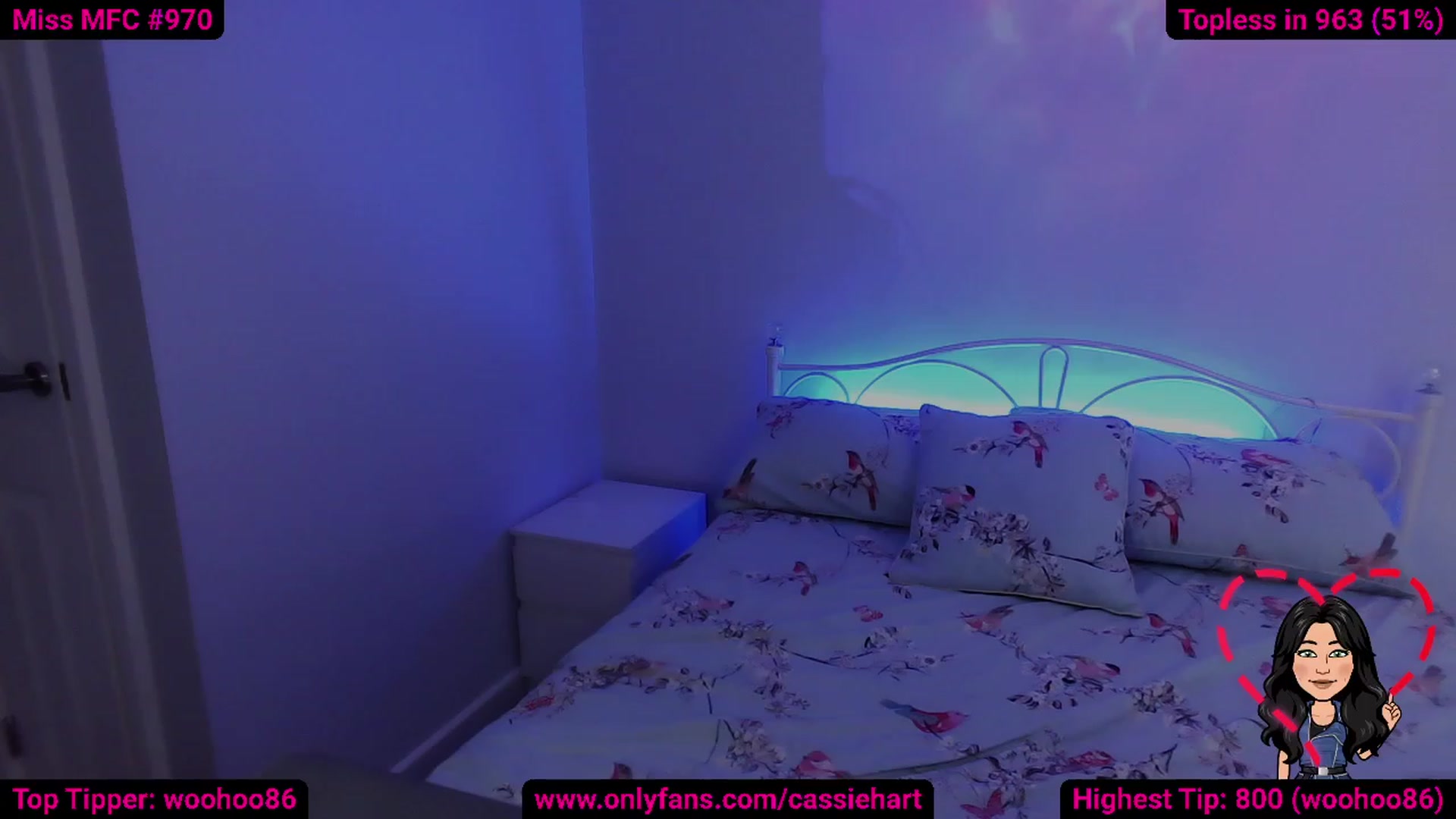 Gallery image thumbnail from Cassie_Hart's myfreecams stream on, 09/15/2023, 14:19 image 17 of 20