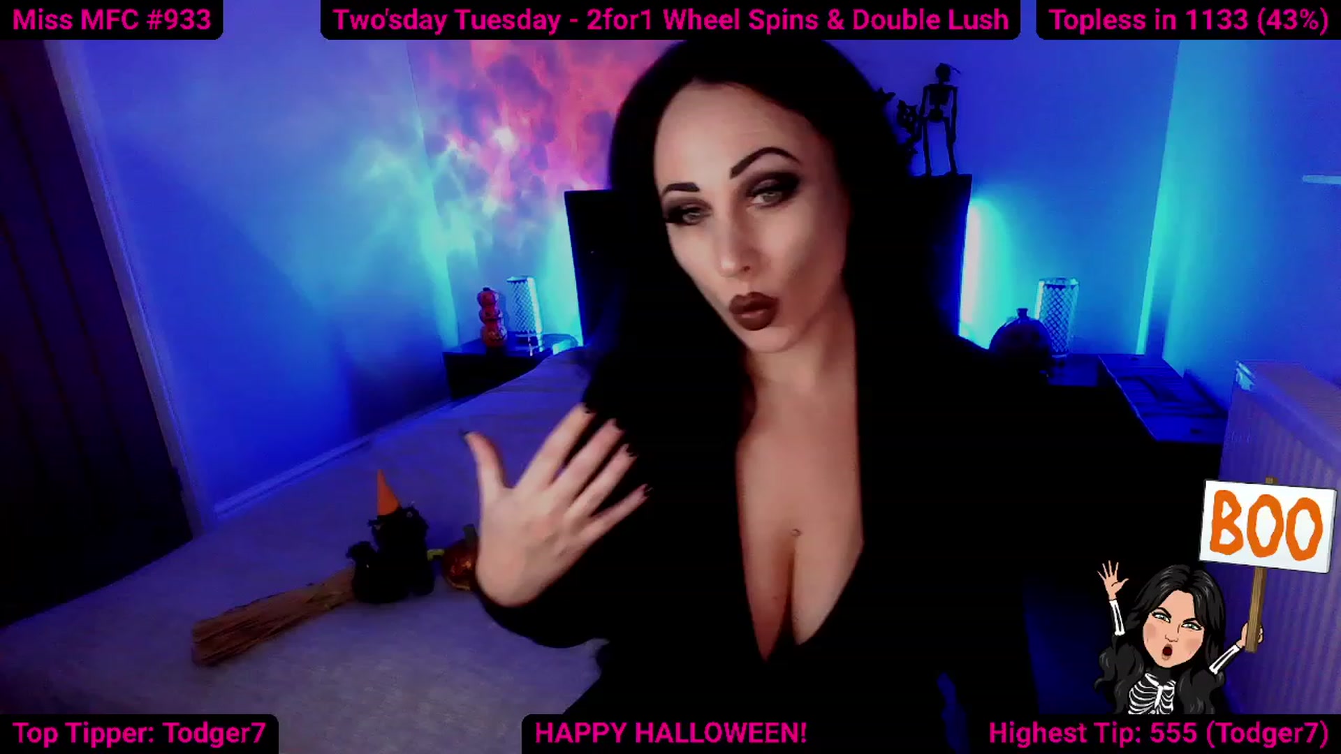 Gallery image thumbnail from Cassie_Hart's myfreecams stream on, 10/31/2023, 16:42 image 4 of 20